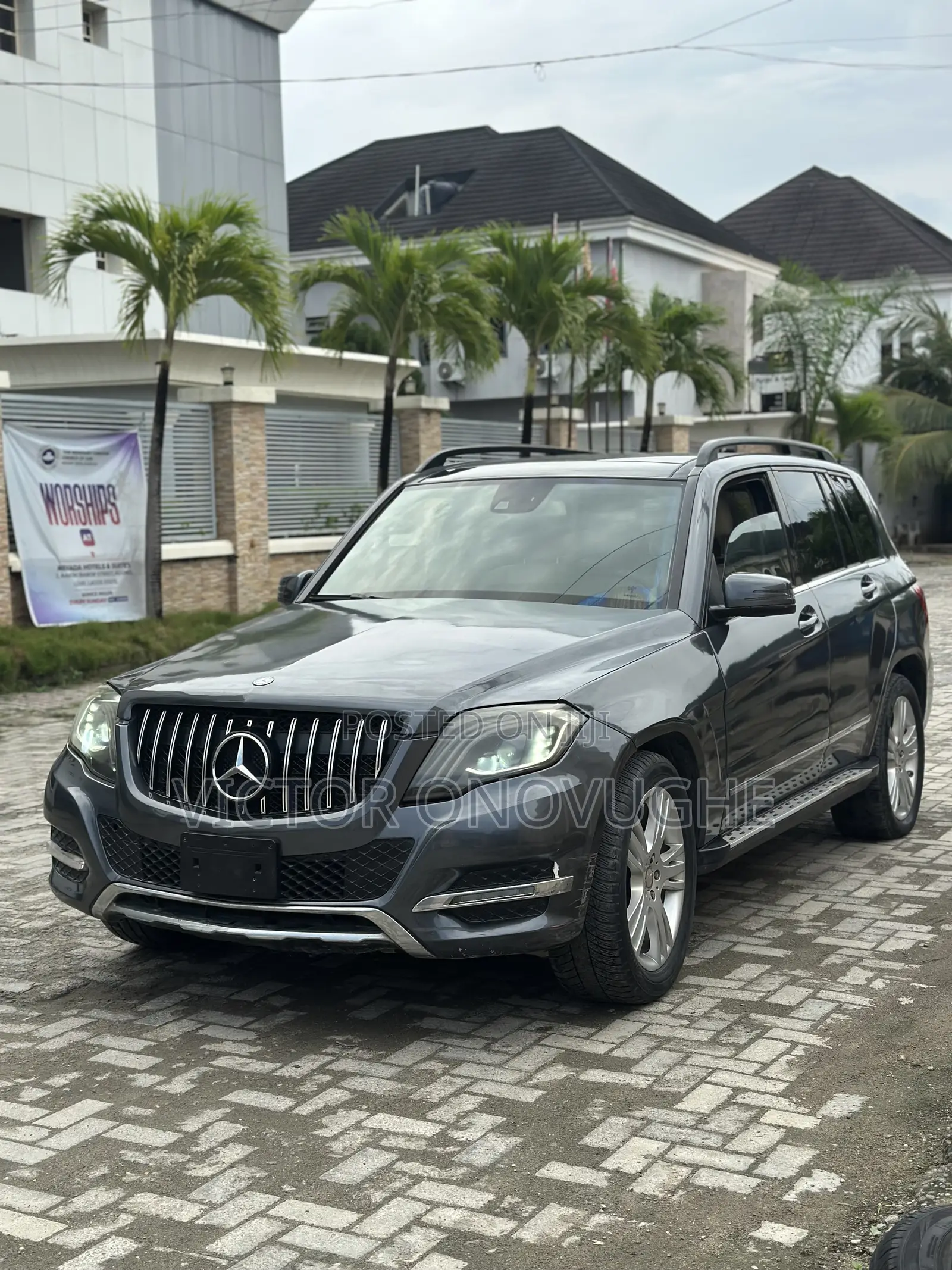 Mercedes-Benz GLK-Class Base GLK 350 4dr AWD 4MATIC (3.5L 6cyl 7A) 2015