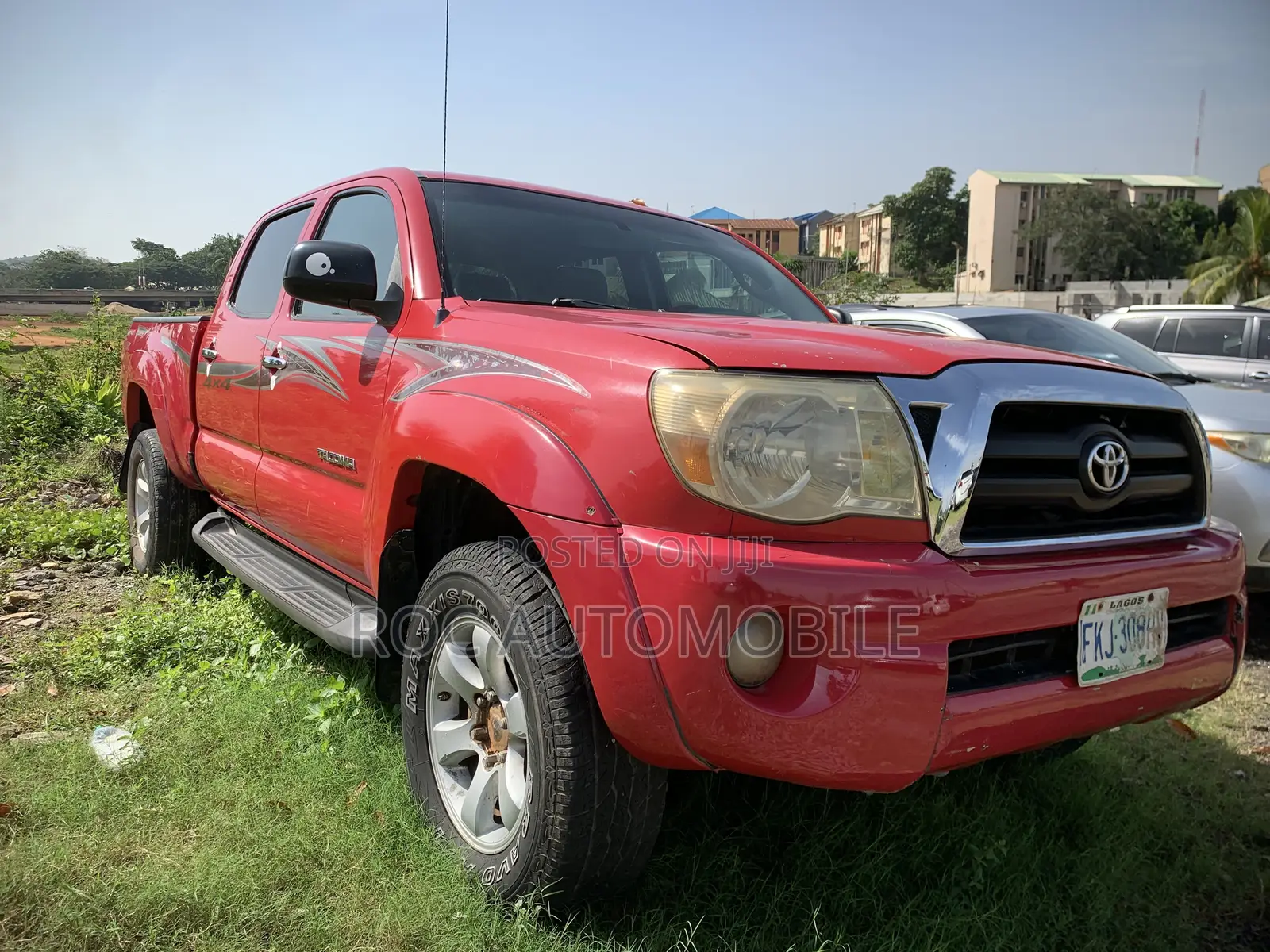 Toyota Tacoma 2005 Red