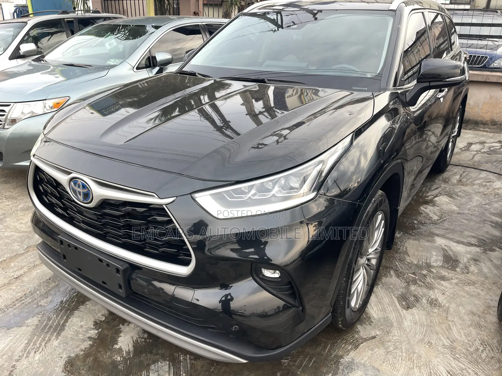 Toyota Highlander Limited AWD 2023 Black