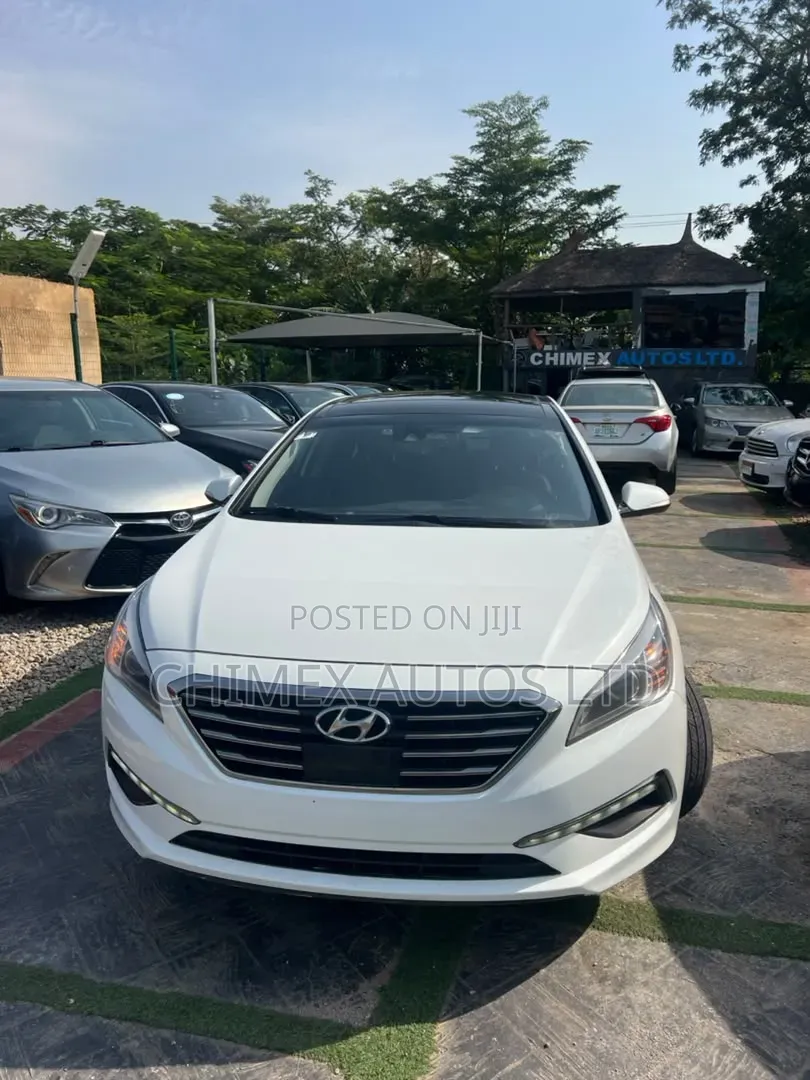 Hyundai Sonata Limited Sedan FWD (2.4L 4cyl 6A) 2016 White