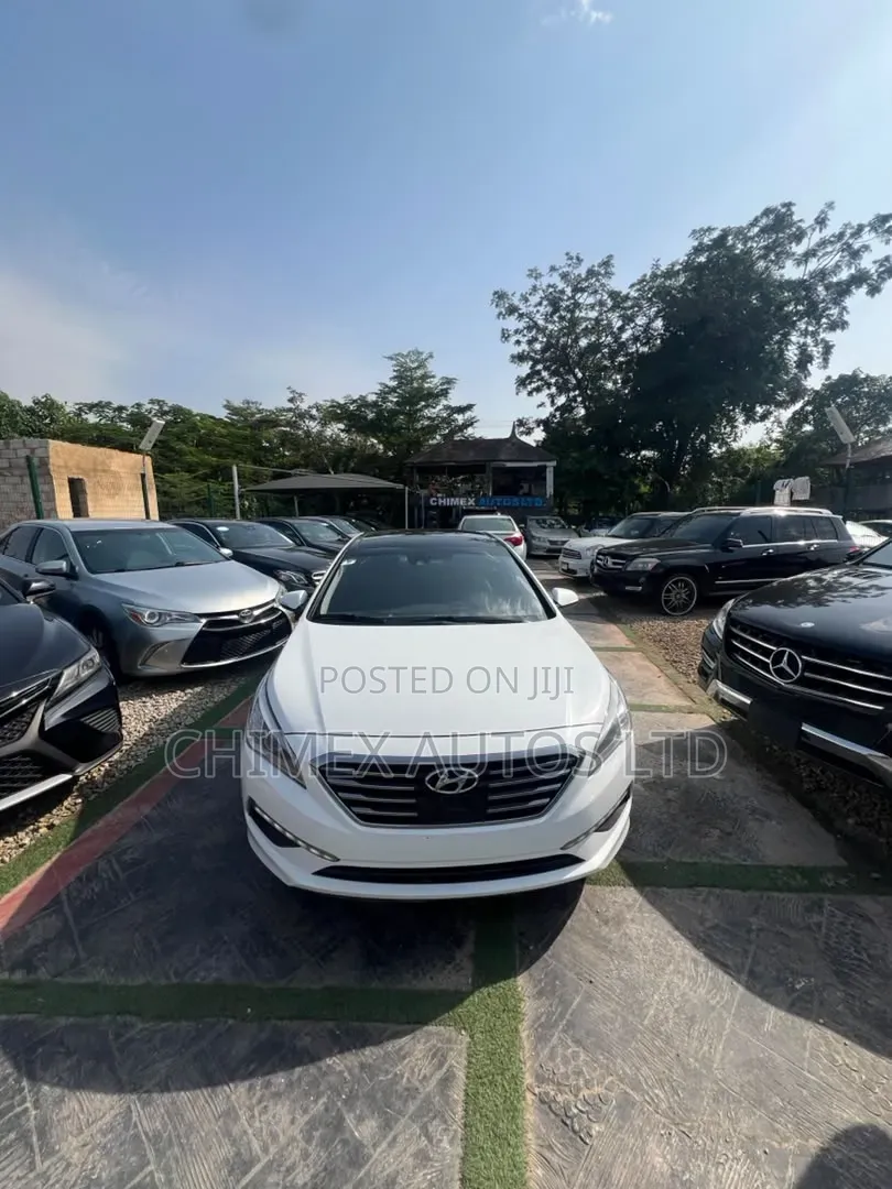 Hyundai Sonata Limited Sedan FWD (2.4L 4cyl 6A) 2016 White