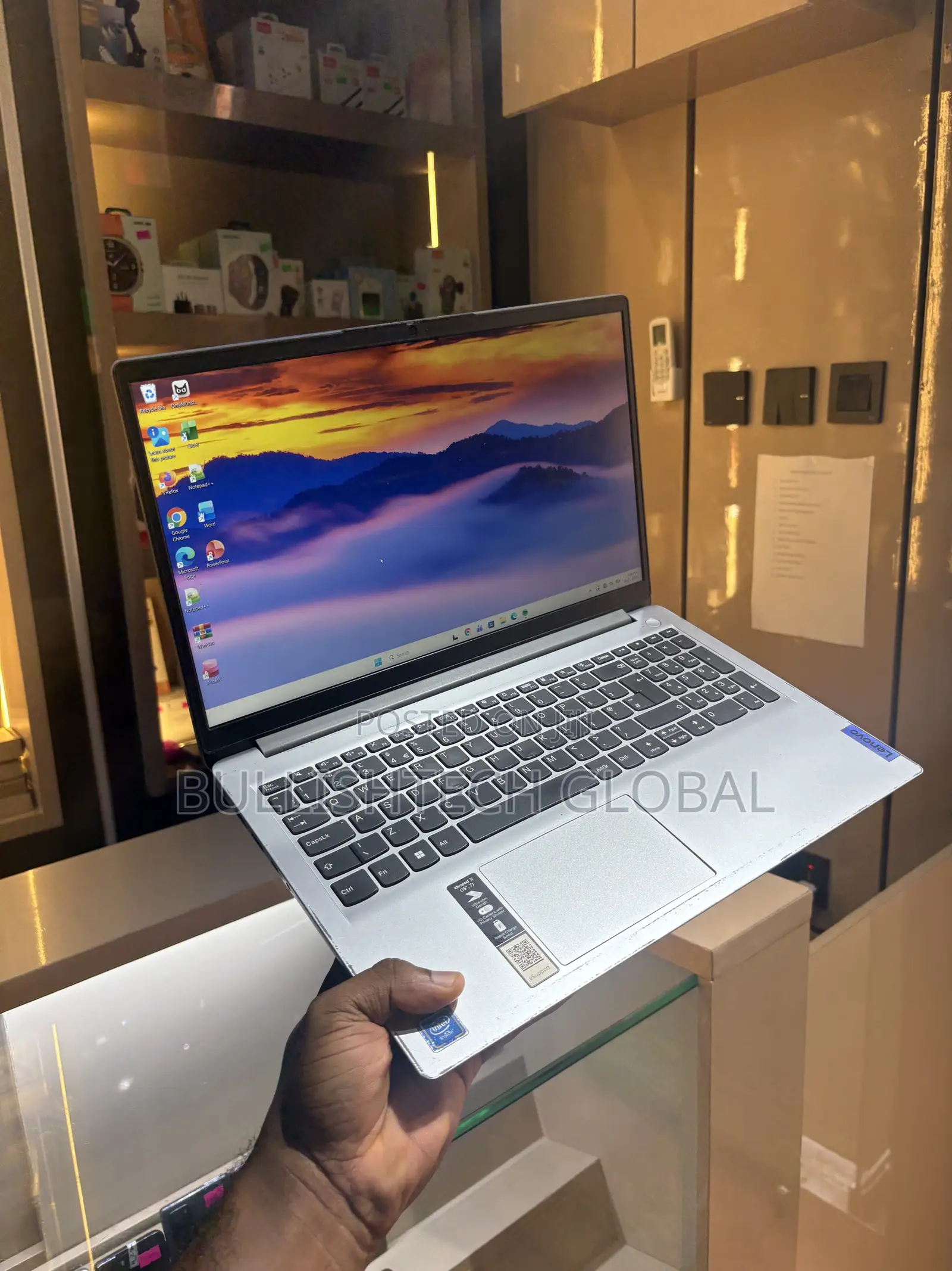 Laptop Lenovo IdeaPad 1 4GB Intel Celeron SSD 128GB