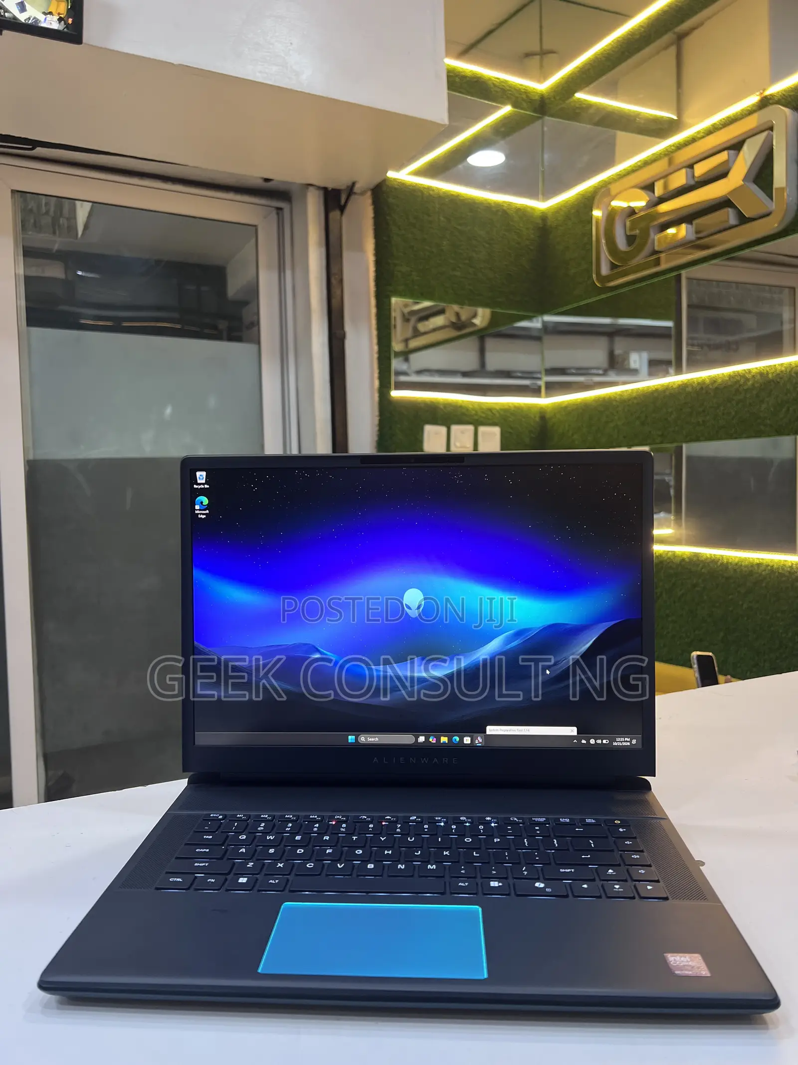 Laptop Alienware Area-51 32GB Intel Core Ultra 9 SSD 1T