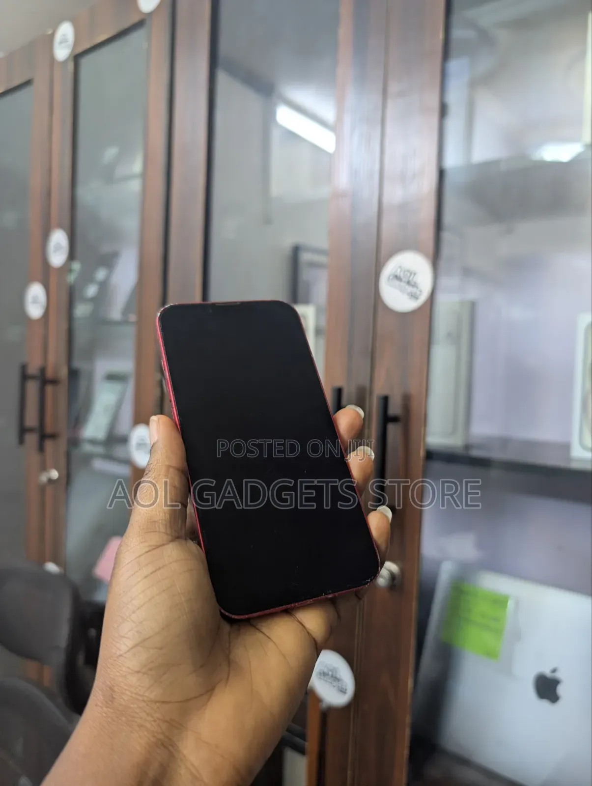 Apple iPhone 13 128 GB Red