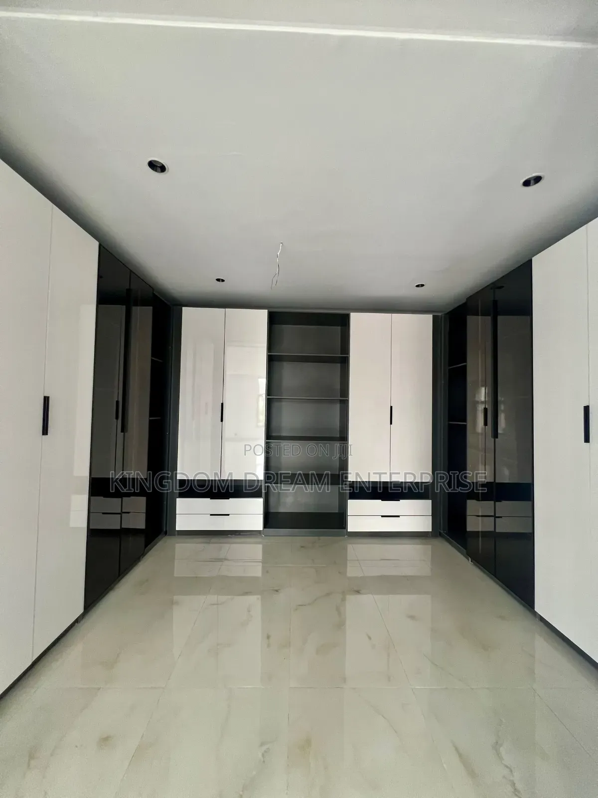 5bdrm Duplex in Old Ikoyi Lagos for sale