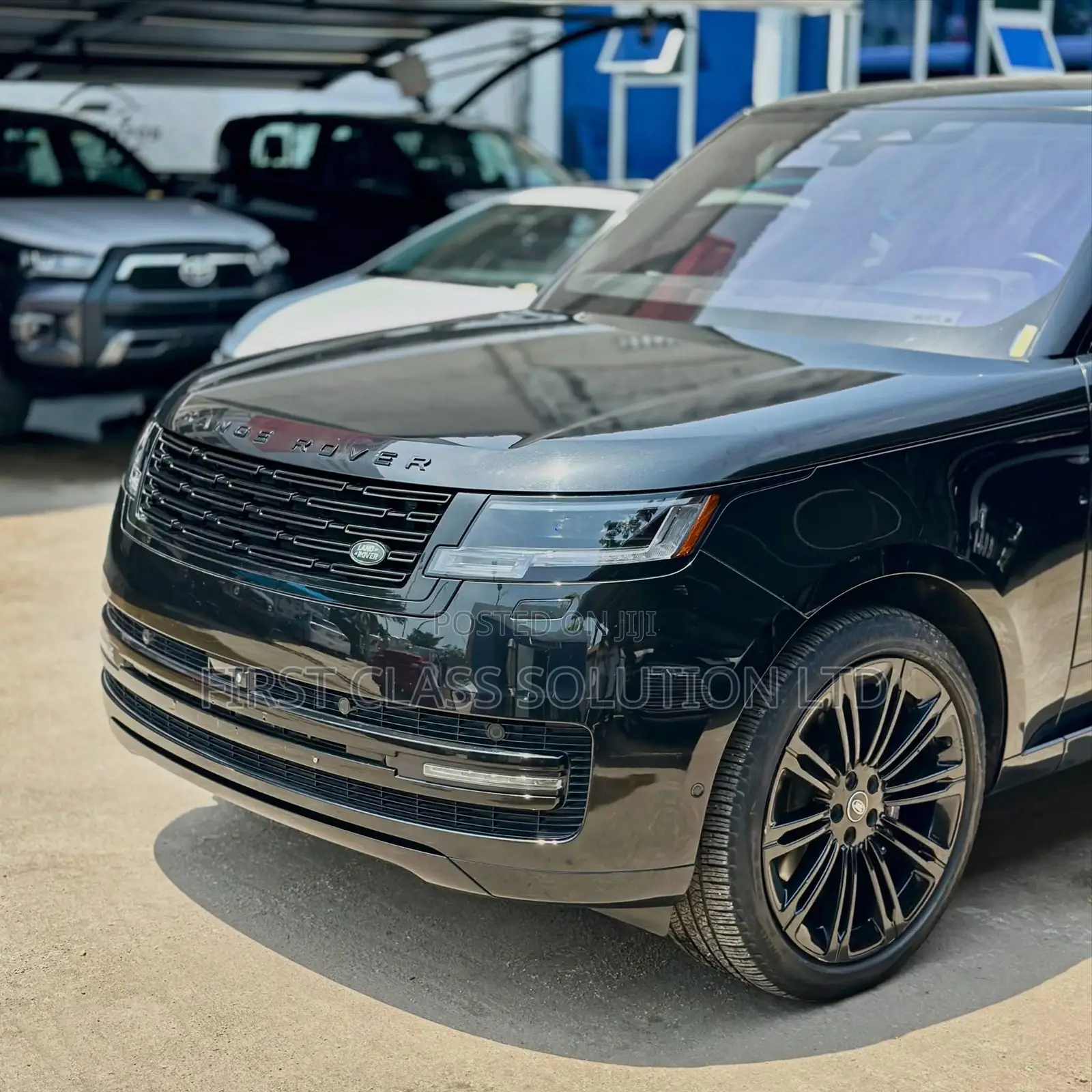Land Rover Range Rover Vogue 2024 Black