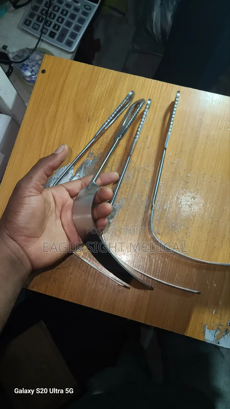 Kelly Retractor