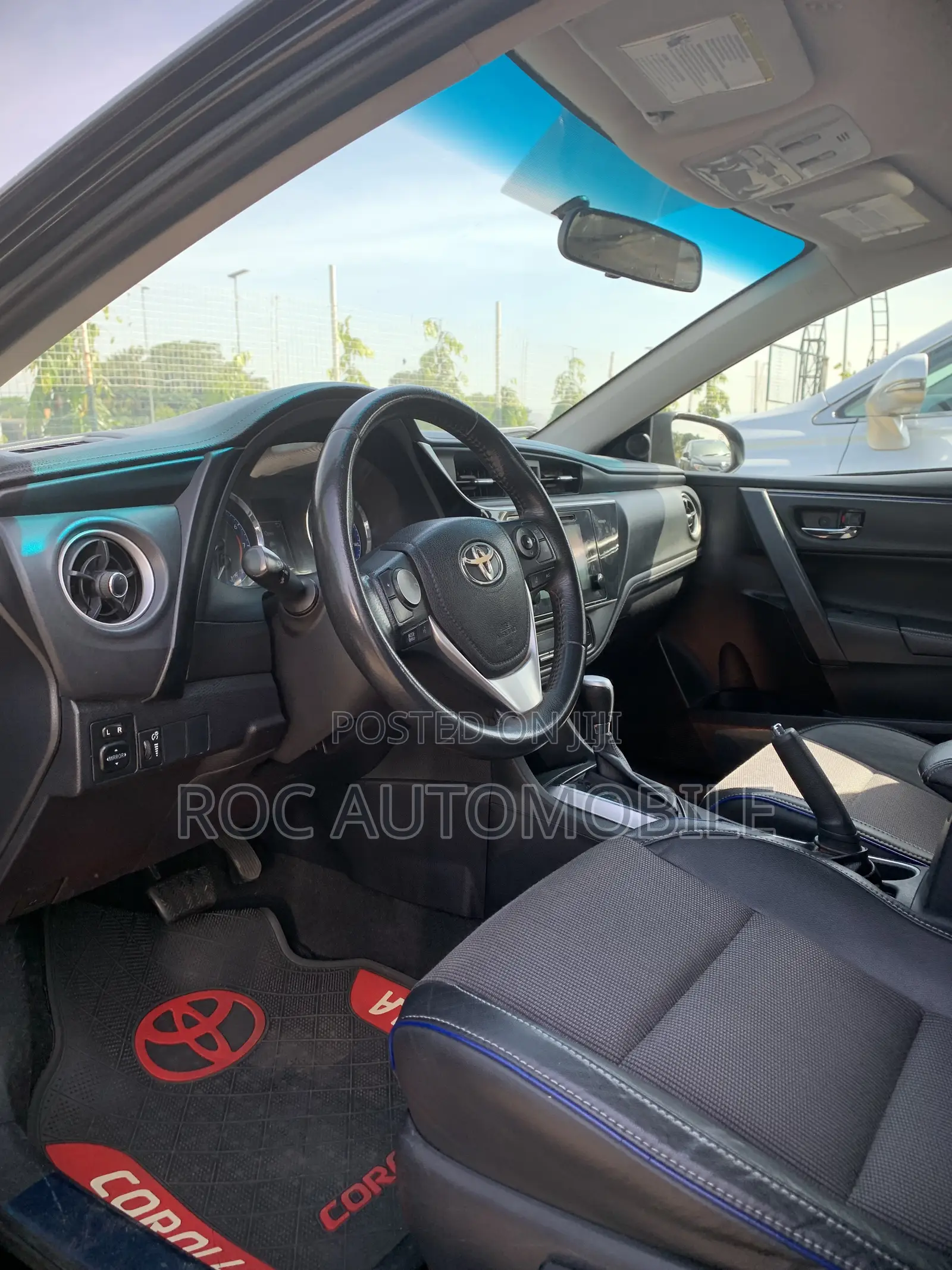 Toyota Corolla 2017 Blue