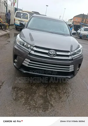 Toyota Highlander 2015 Gray