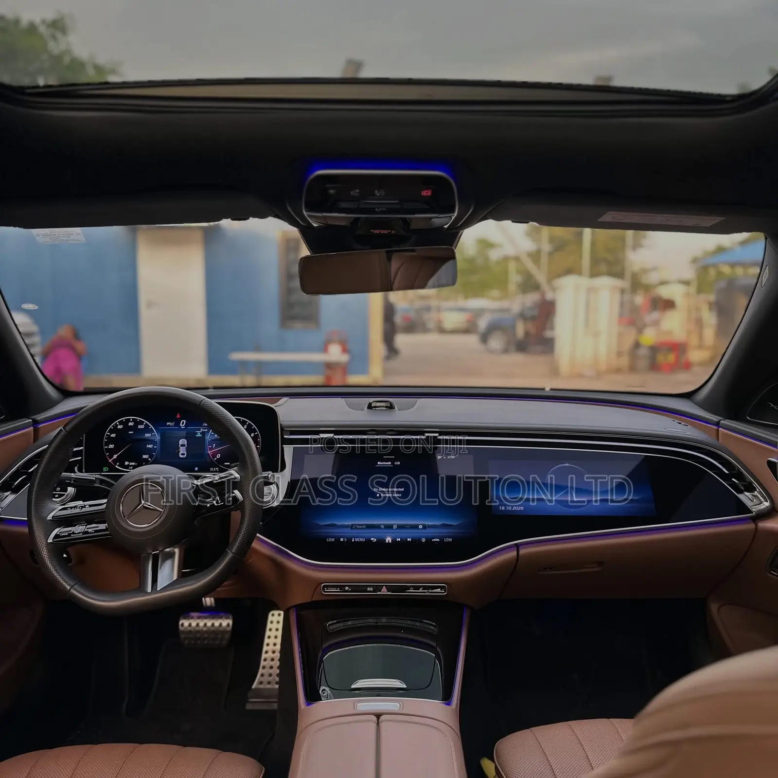 Mercedes-Benz E300 2025 Black