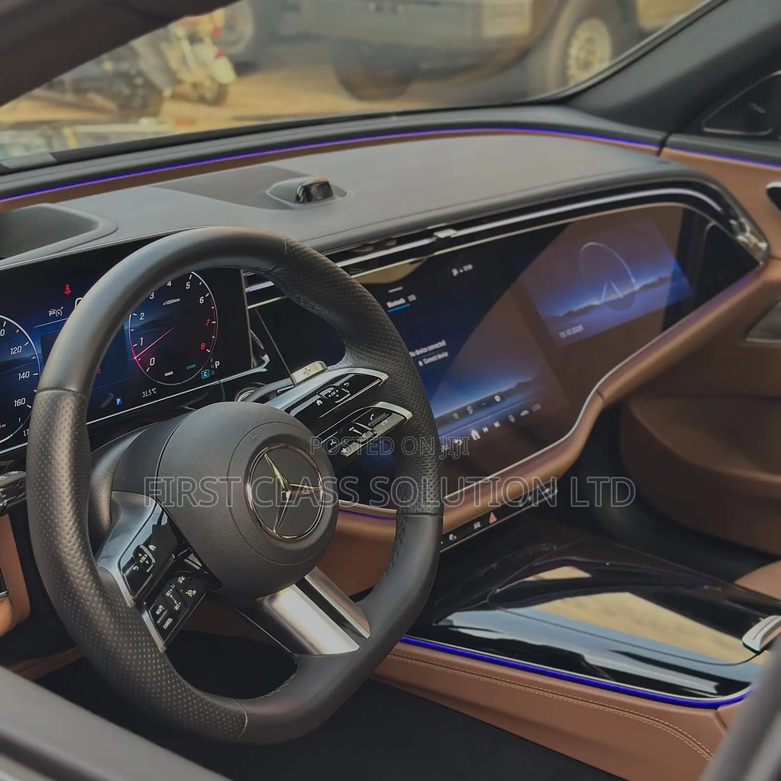 Mercedes-Benz E300 2025 Black