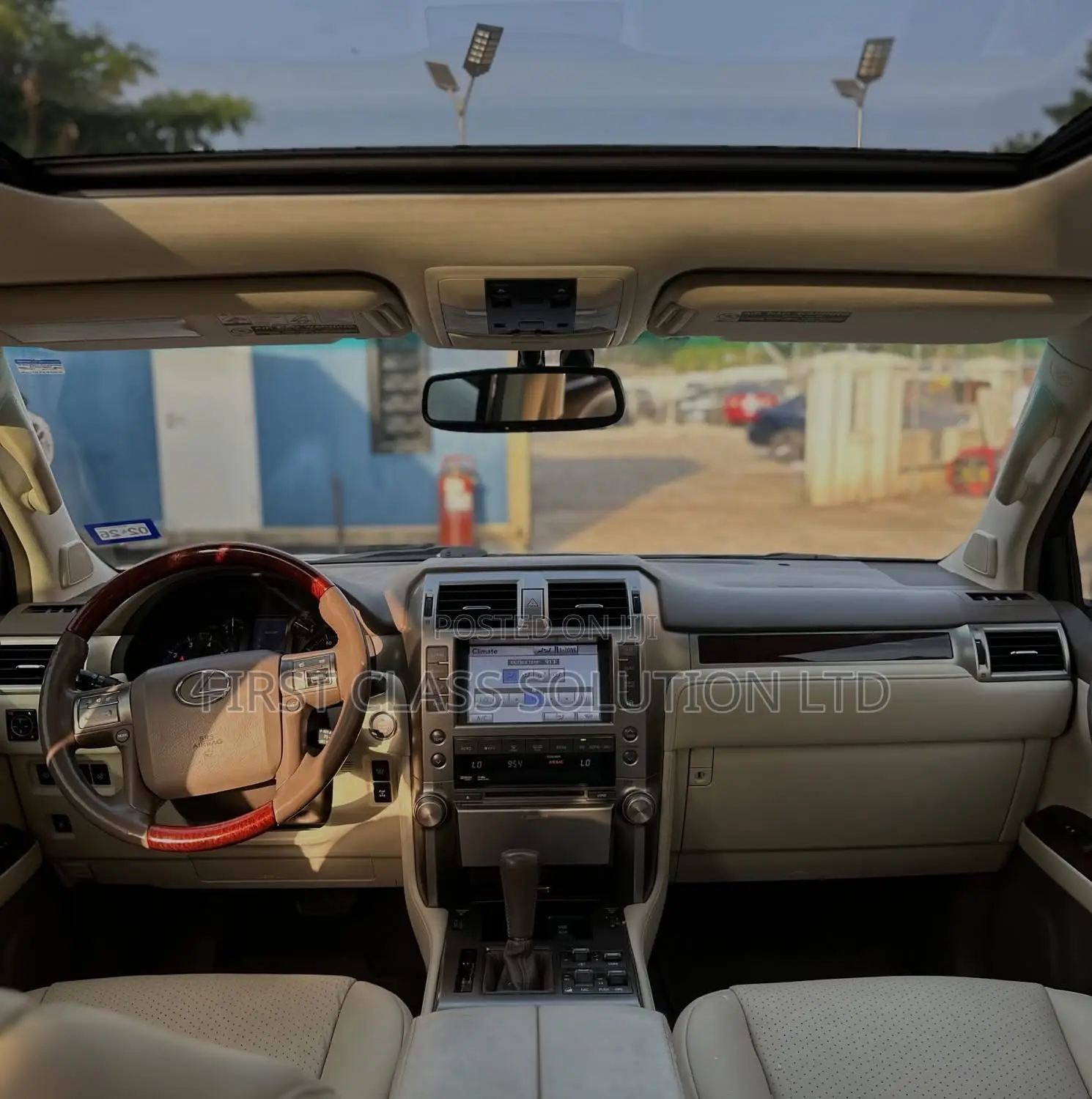 Lexus GX 2012 White