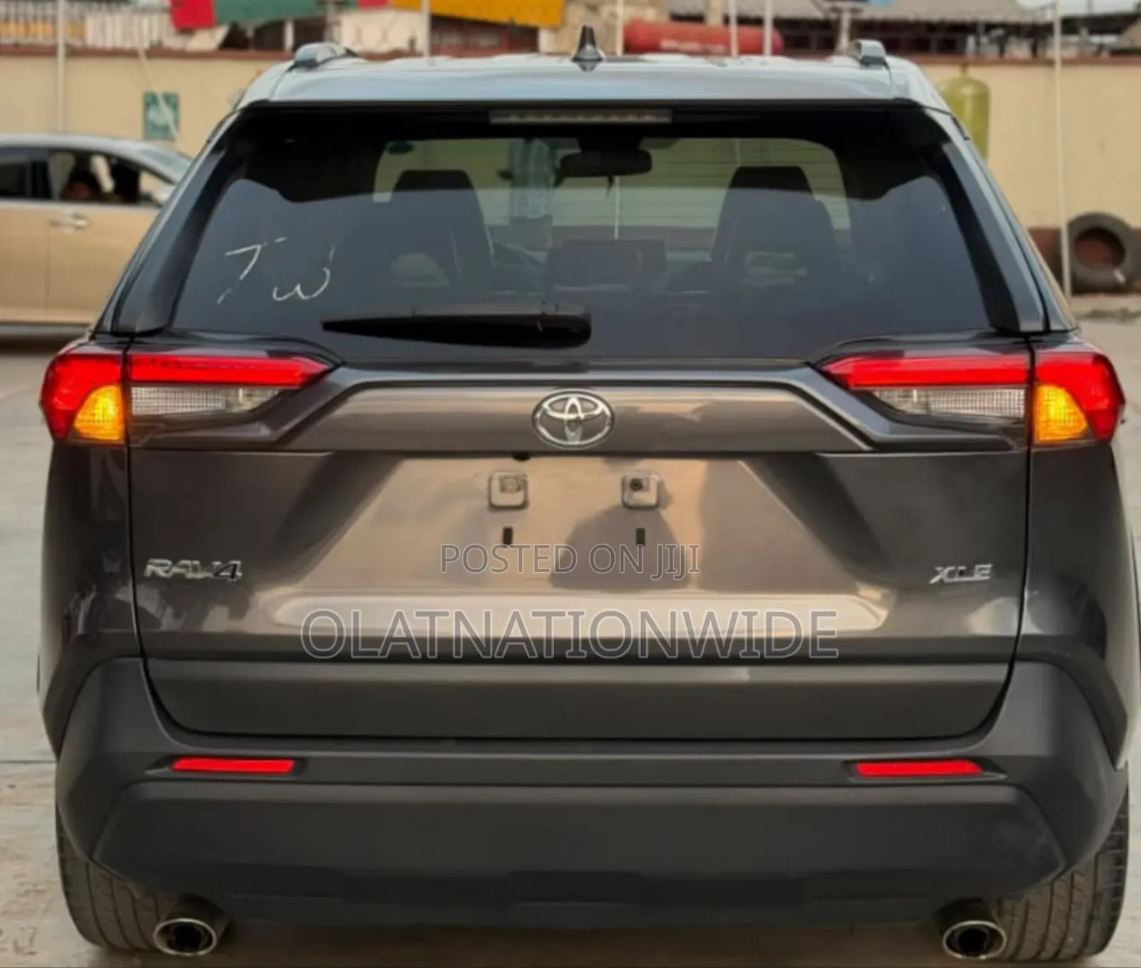 Toyota RAV4 XLE AWD 2020 Black