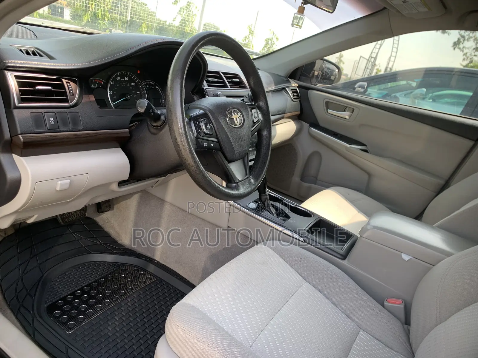 Toyota Camry 2016