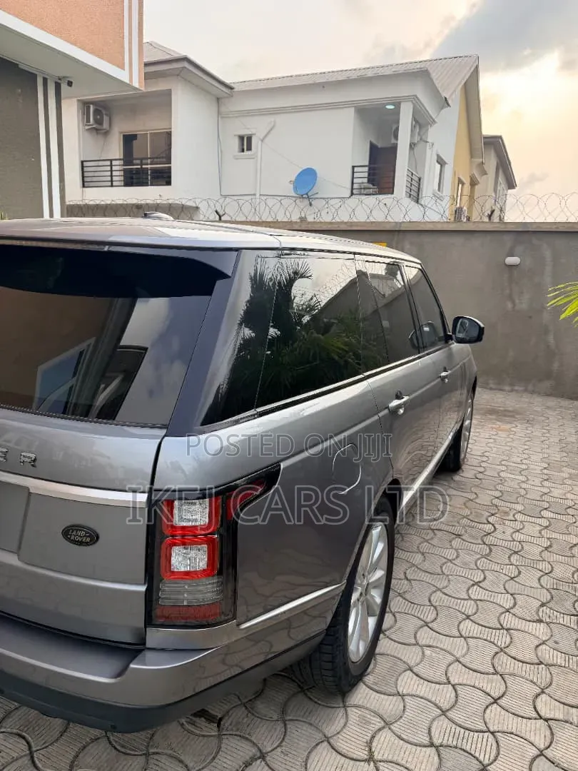 Land Rover Range Rover Vogue 2013 Gray