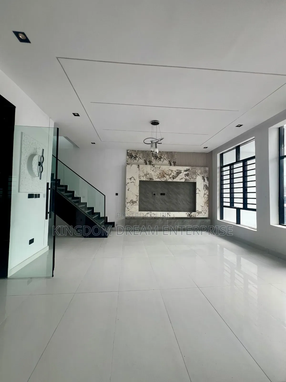 4bdrm Duplex in Ikota Lekki Lagos for sale