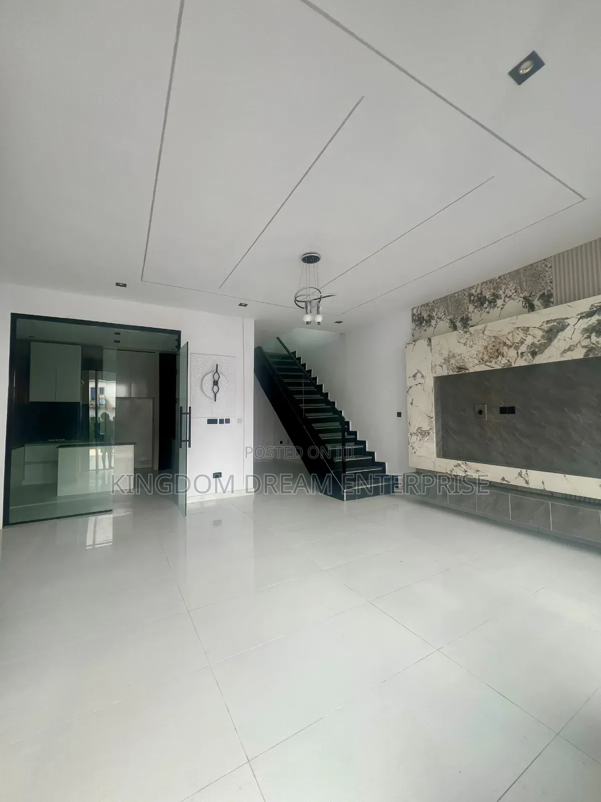 4bdrm Duplex in Ikota Lekki Lagos for sale