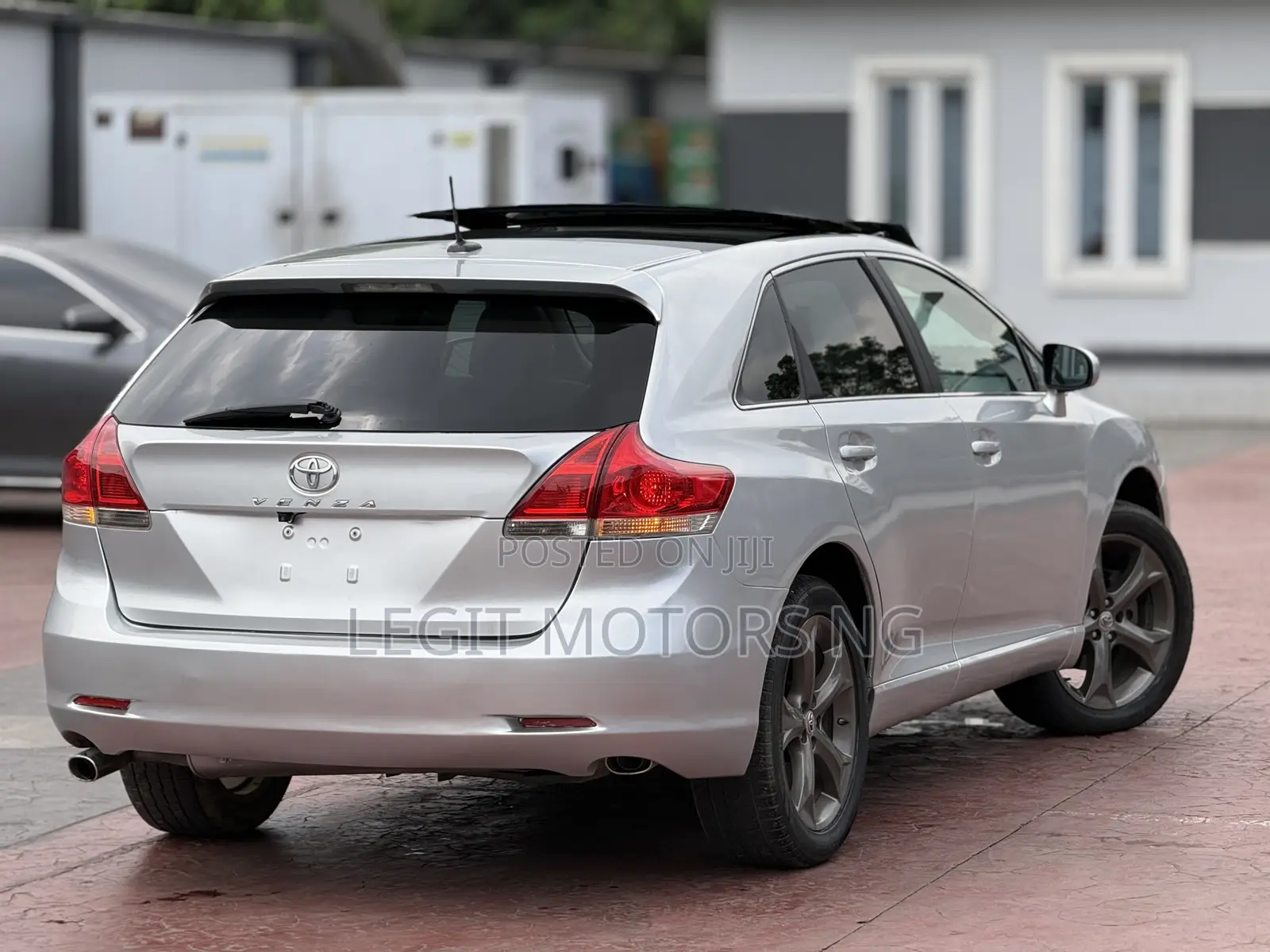 Toyota Venza 2010 Silver