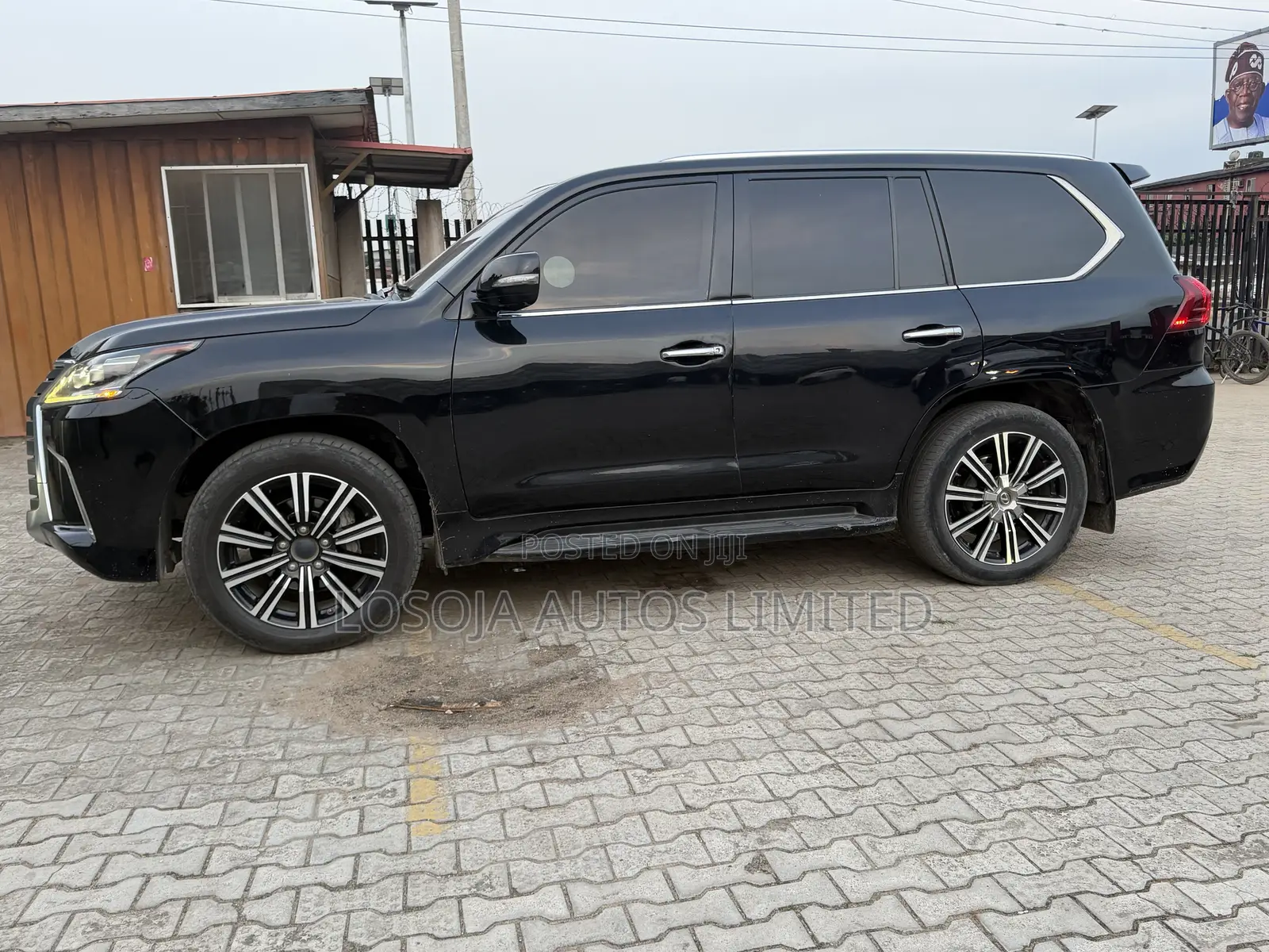 Lexus LX 570 AWD 2019 Black