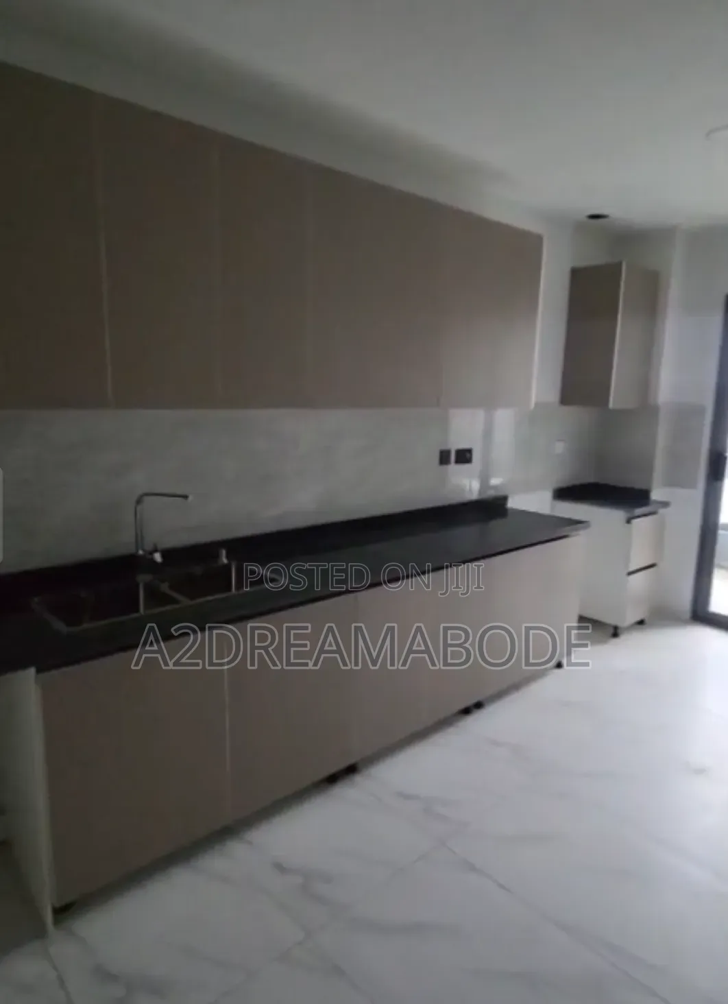 3bdrm Apartment in Victoria Island, Ademola Adetokunbo for sale