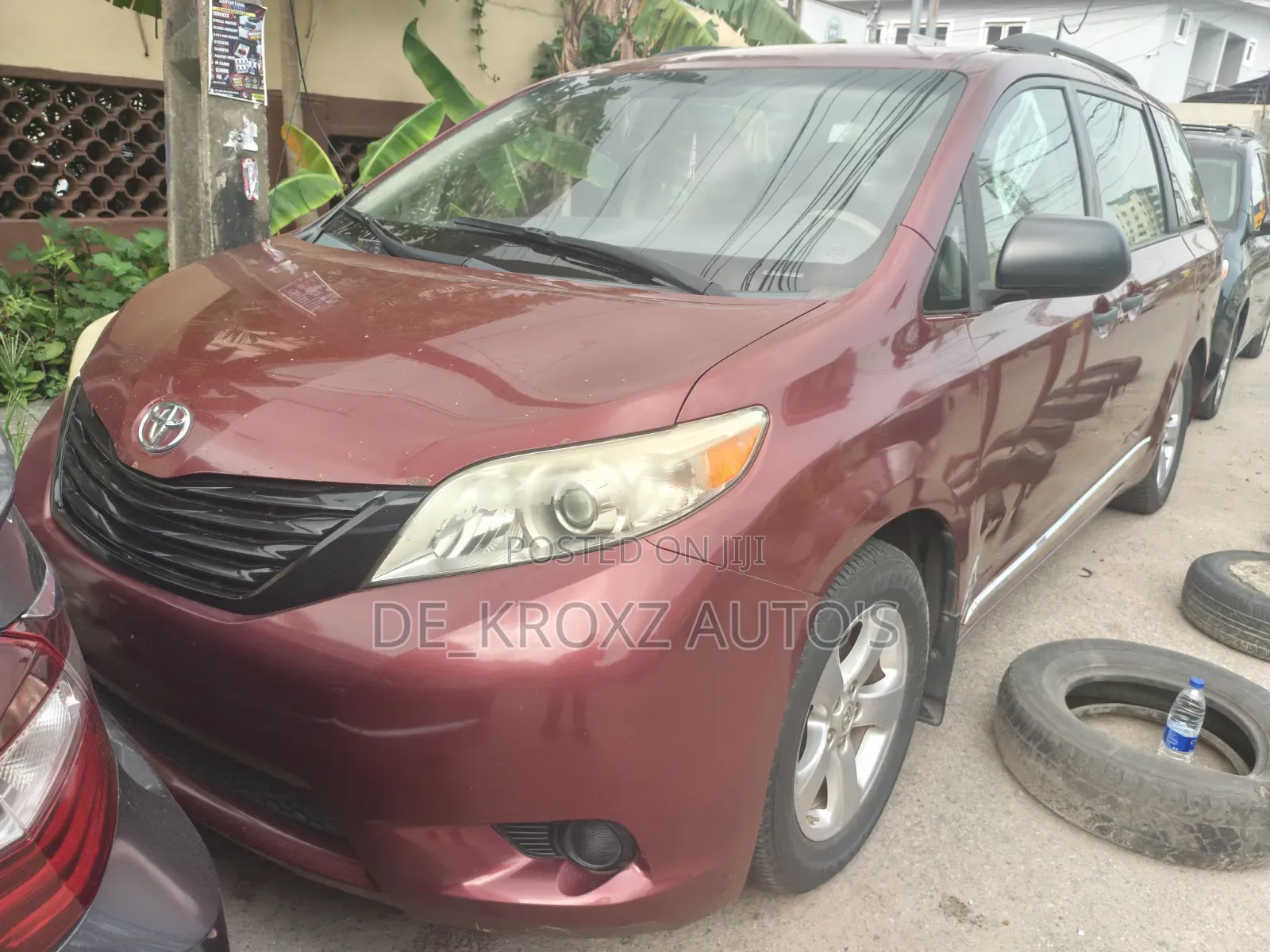 Toyota Sienna LE AWD 7-Passenger 2013 Burgundy
