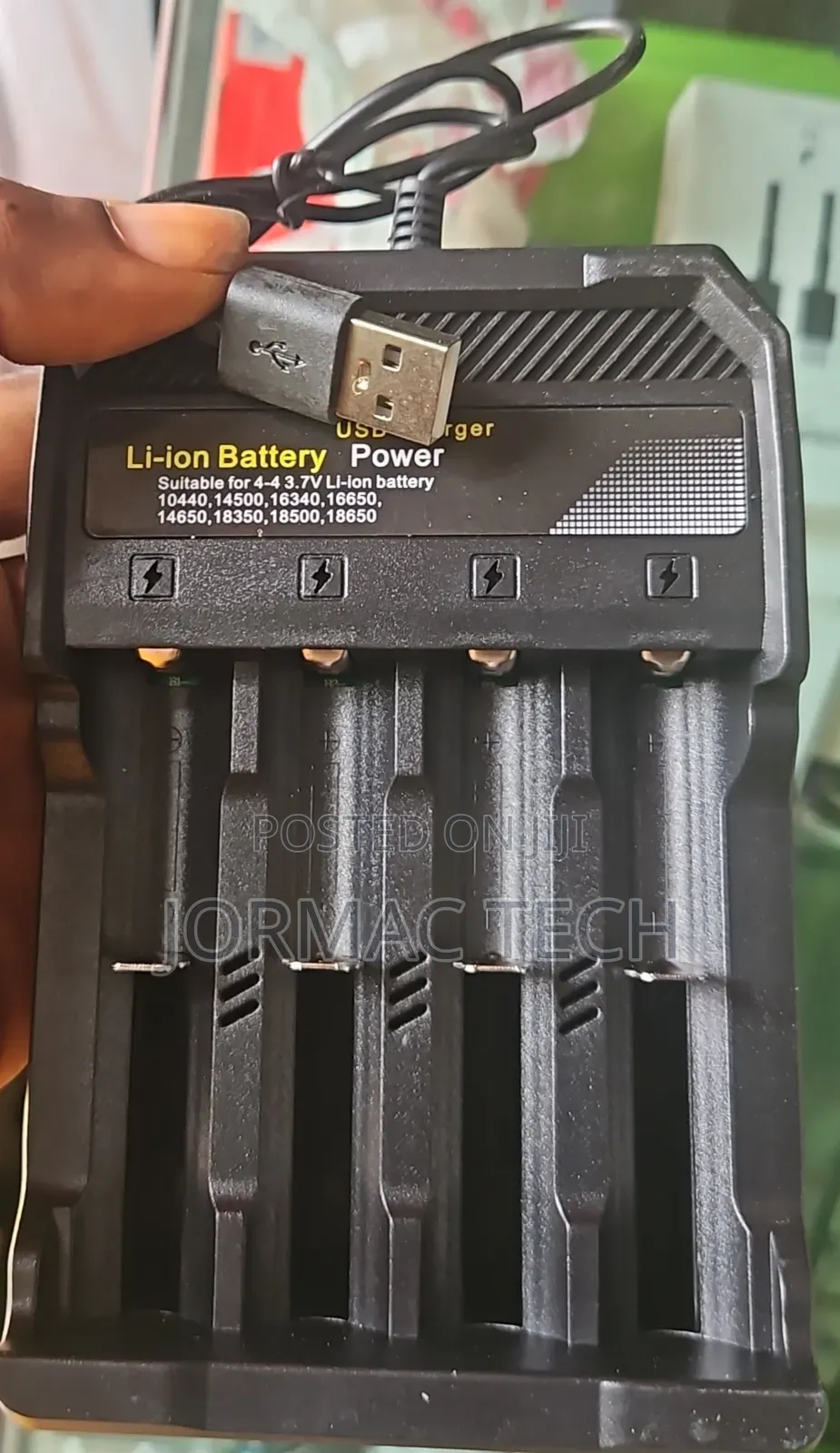 Universal Li-Ion Battery Charger 2a 4.2v.2000ma