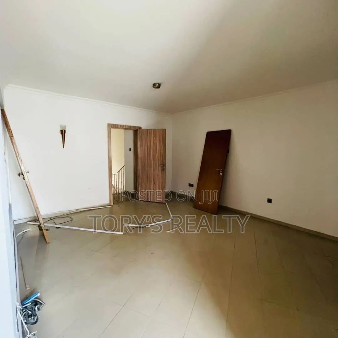 4bdrm Duplex in Victoria Island Extension for rent
