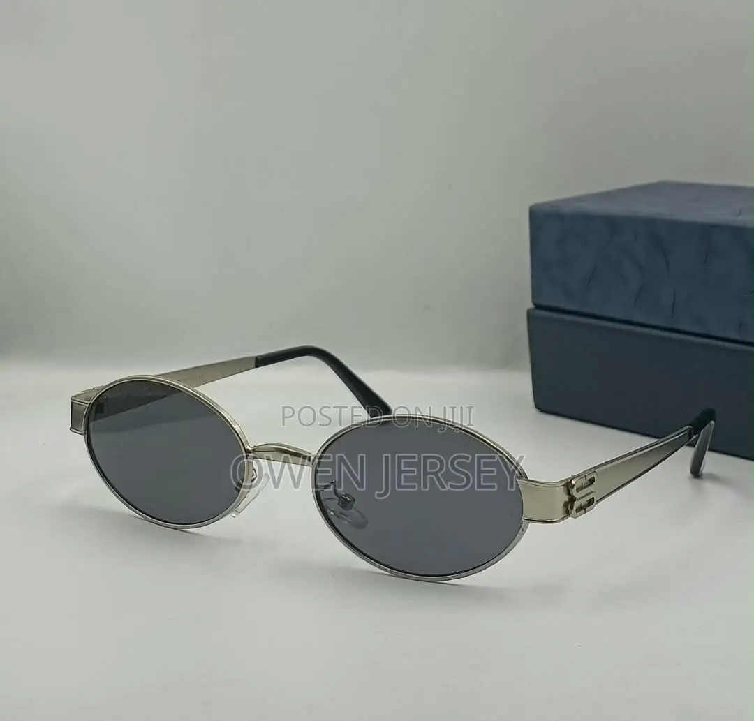 Gentle Monster Retro Oval Gold-Frame Sunglasses With Dark Lenses