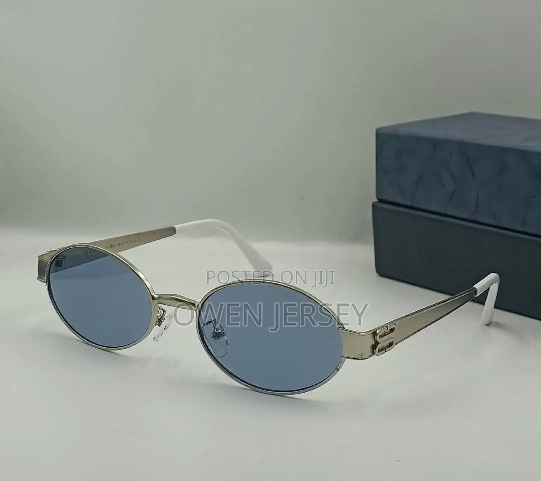 Gentle Monster Retro Oval Gold-Frame Sunglasses With Dark Lenses