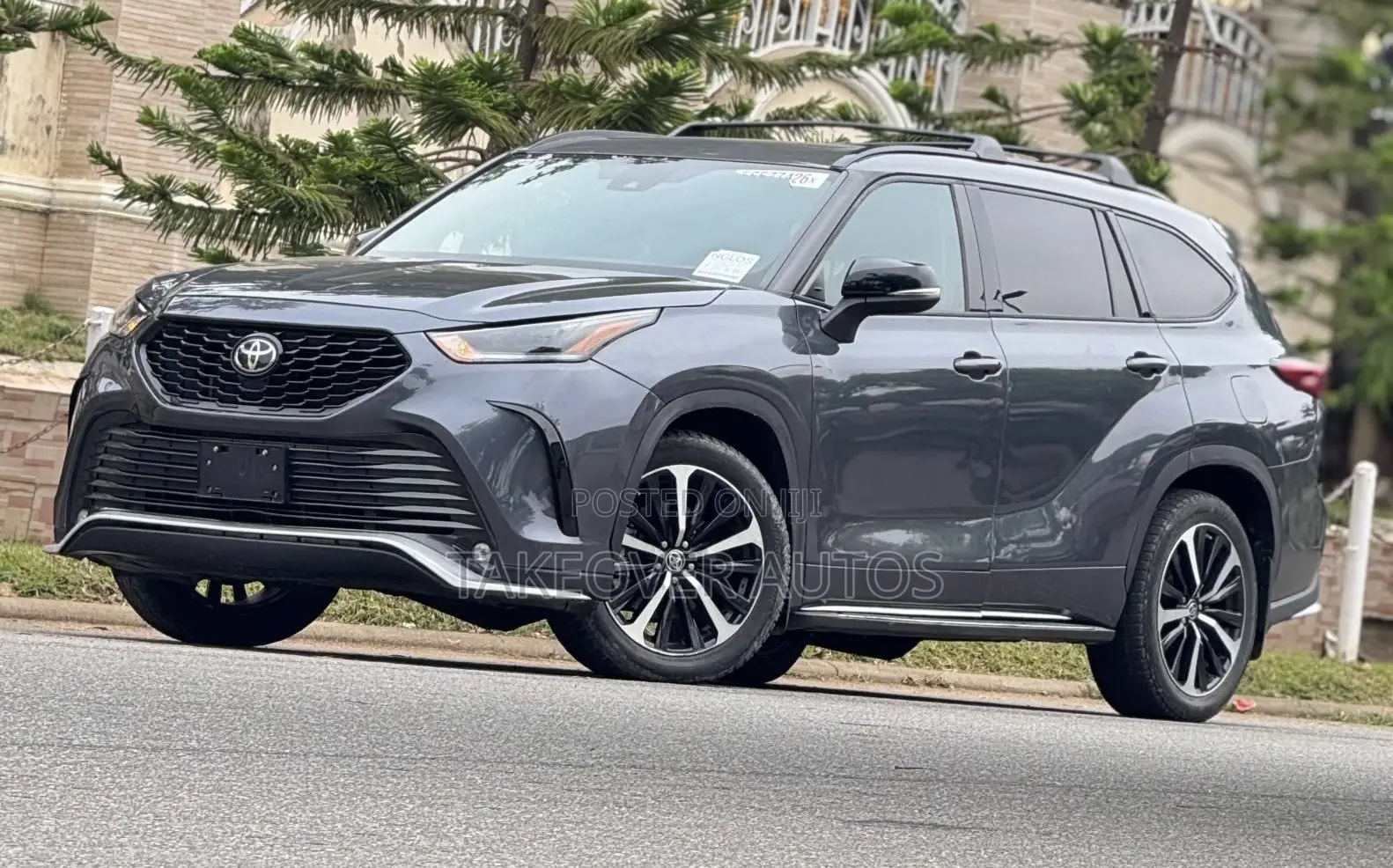 Toyota Highlander XSE 2022 Gray