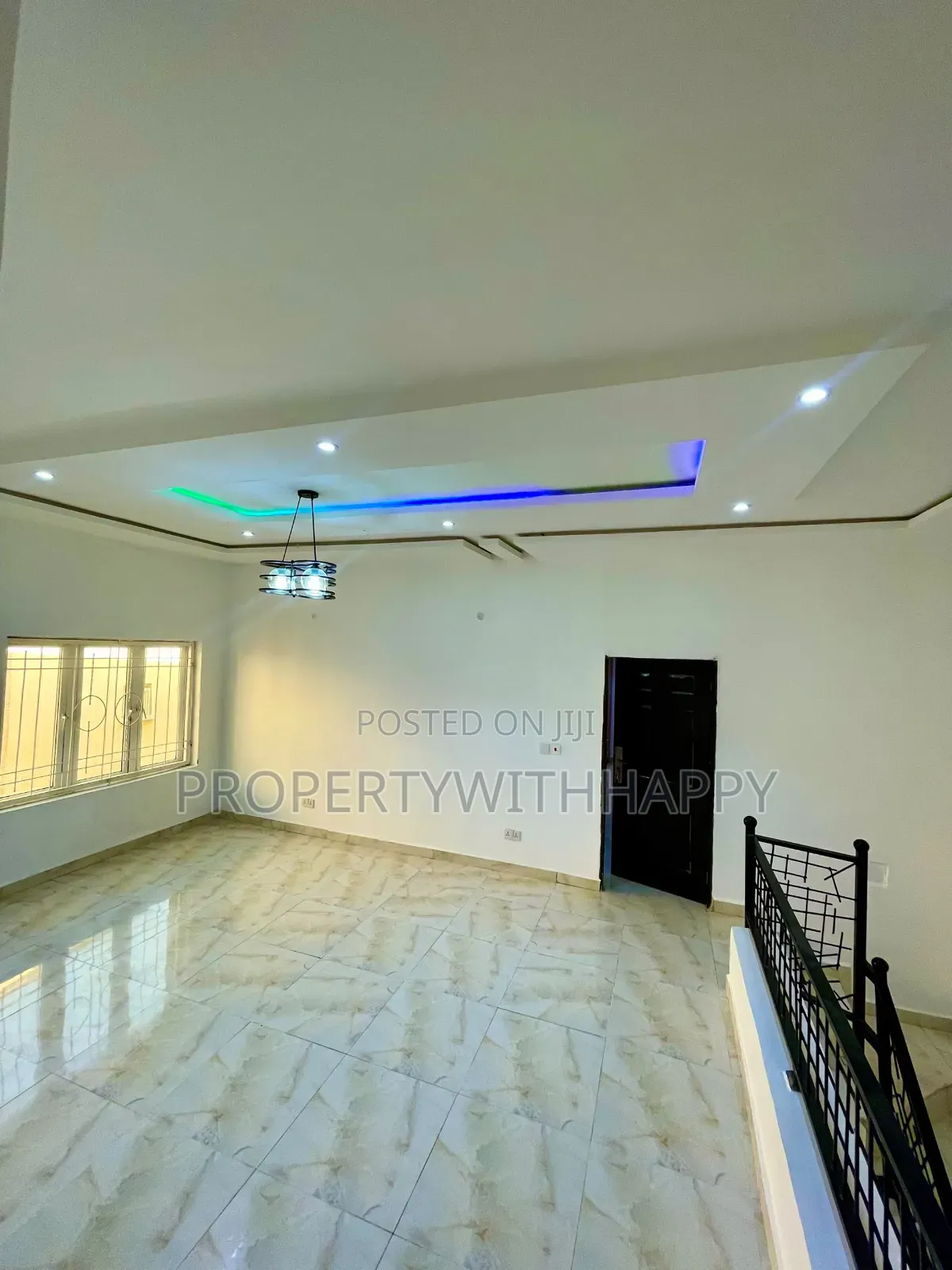 Furnished 5bdrm Duplex in Paradise Estate, Life Camp for sale