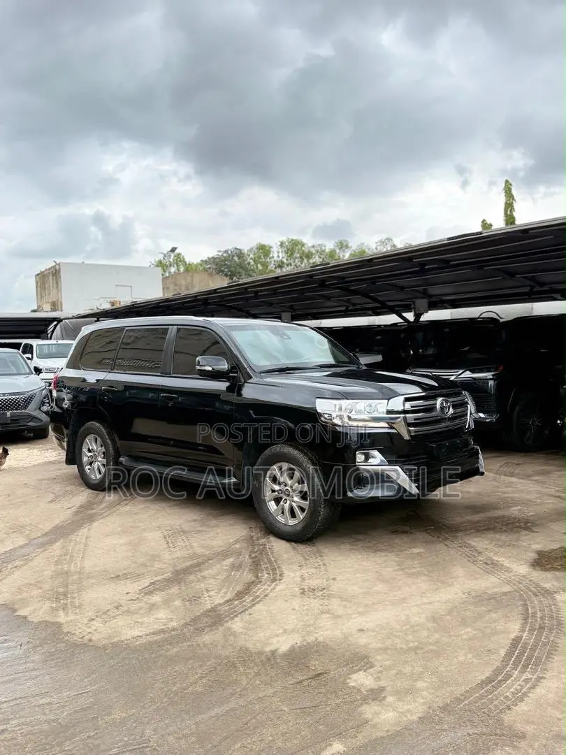 Toyota Land Cruiser 2021 Black