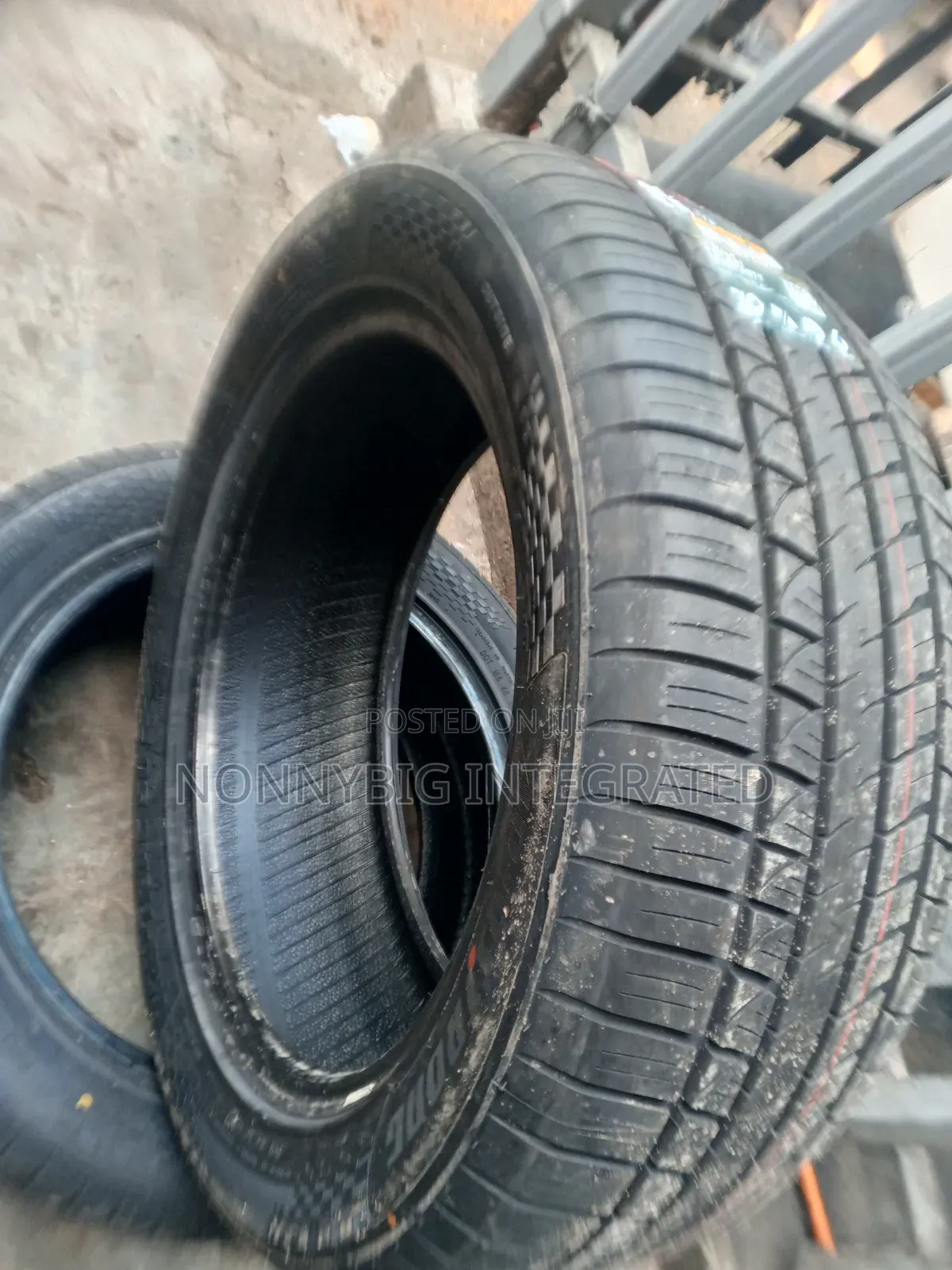 255/50r19 Armstrong Tyre