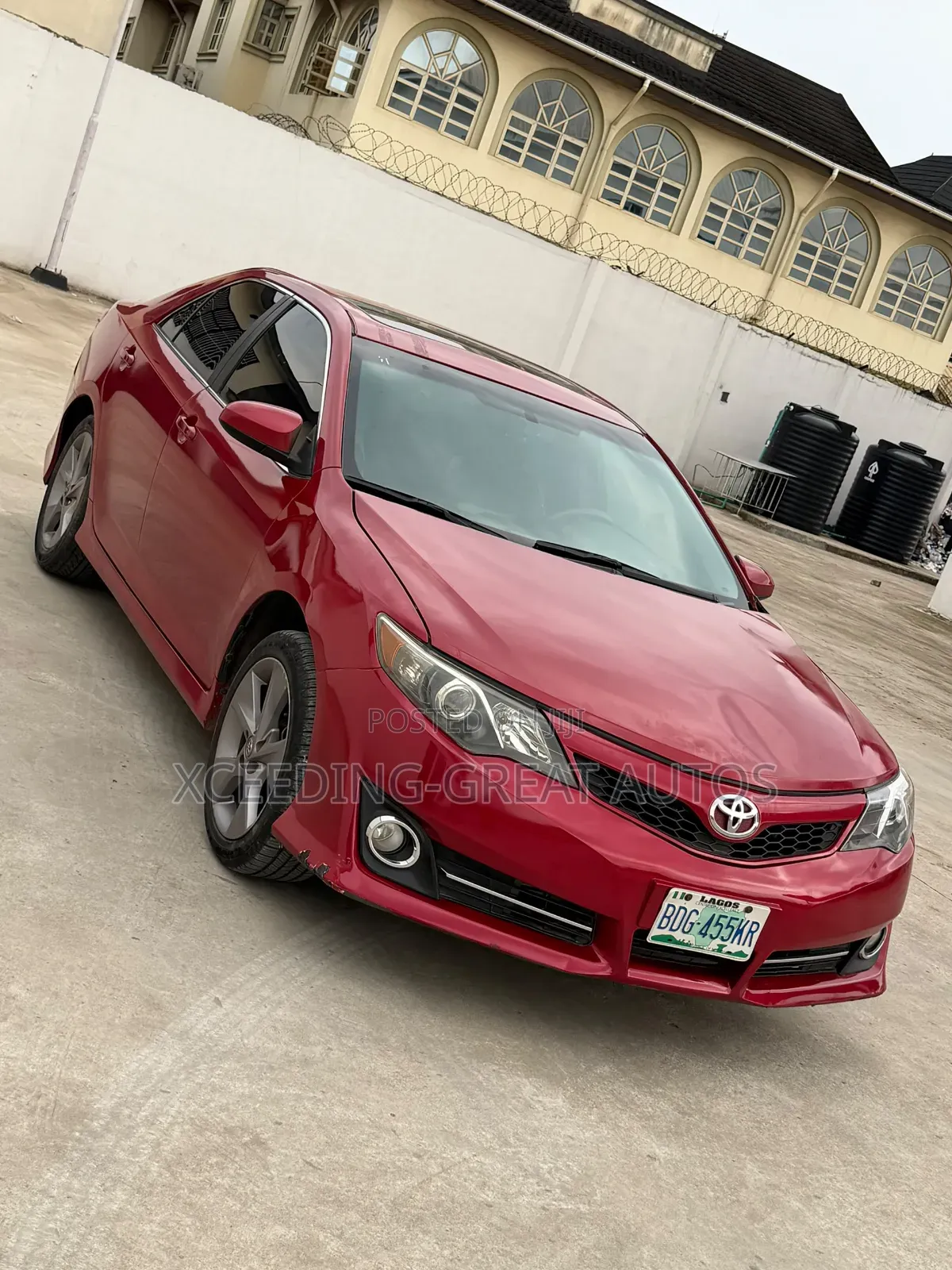 Toyota Camry SE V6 4dr Sedan (3.5L 6cyl 6A) 2013 Red