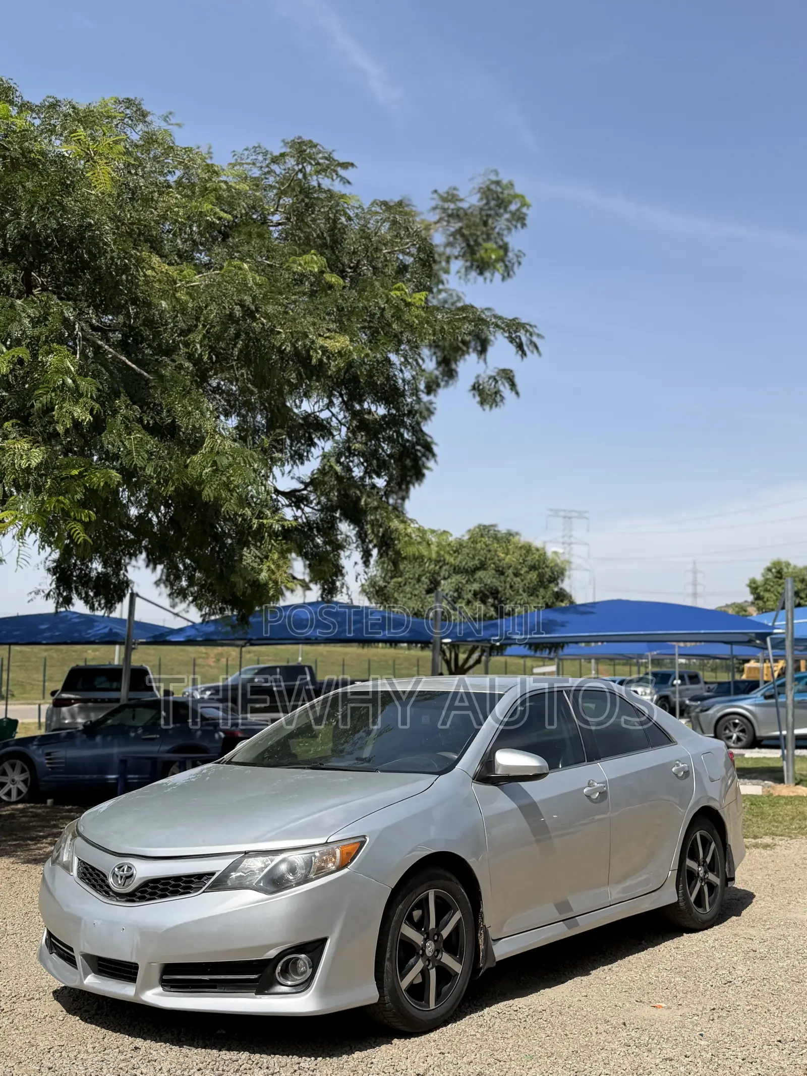 Toyota Camry SE 4dr Sedan (2.5L 4cyl 6A) 2014 Silver