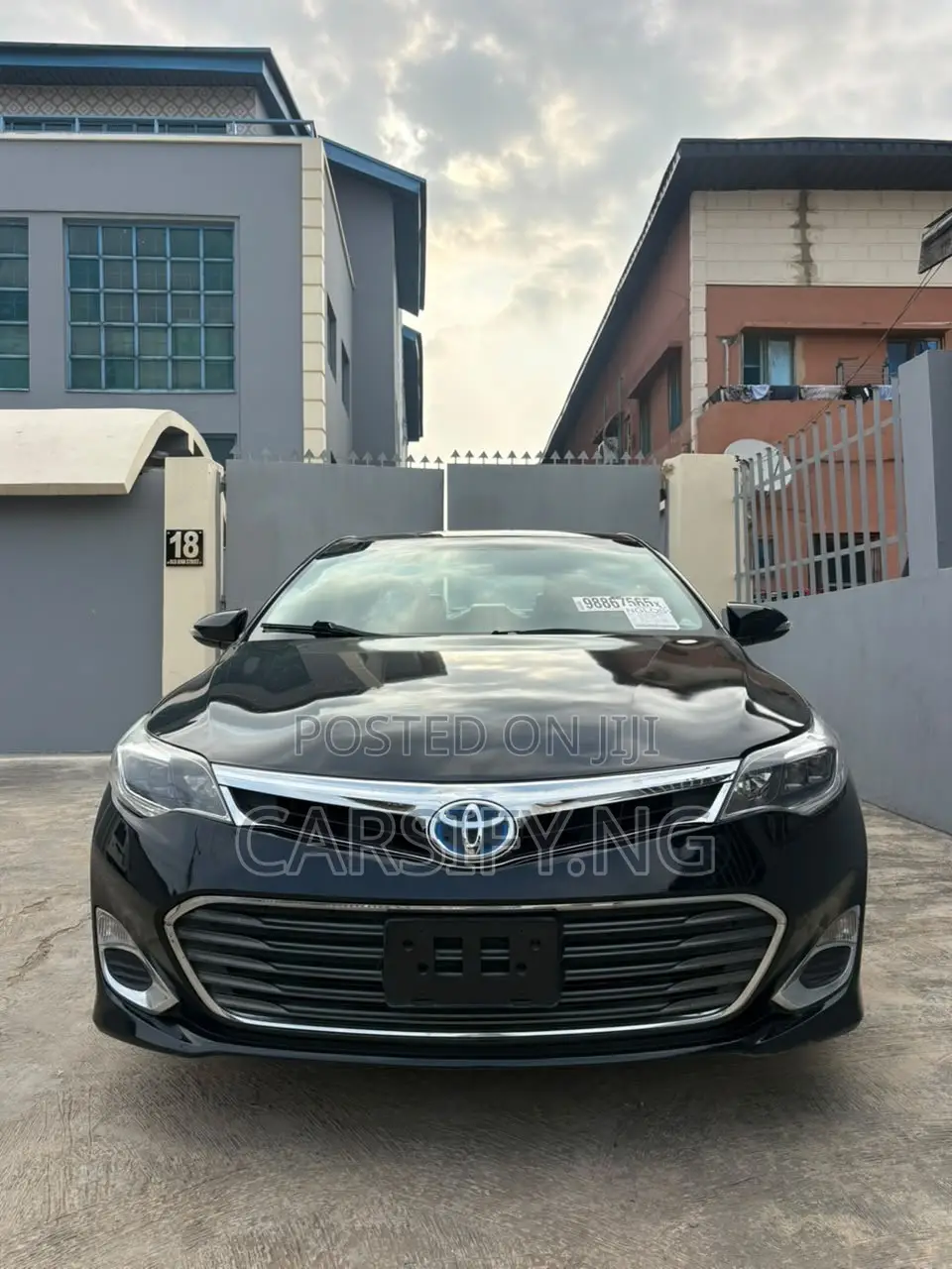 Toyota Avalon XLE 4dr Sedan (3.5L 6cyl 6A) 2014 Black