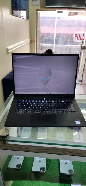 Laptop Dell Alienware Aurora 16 16GB Intel Core Ultra 7 SSD 1T