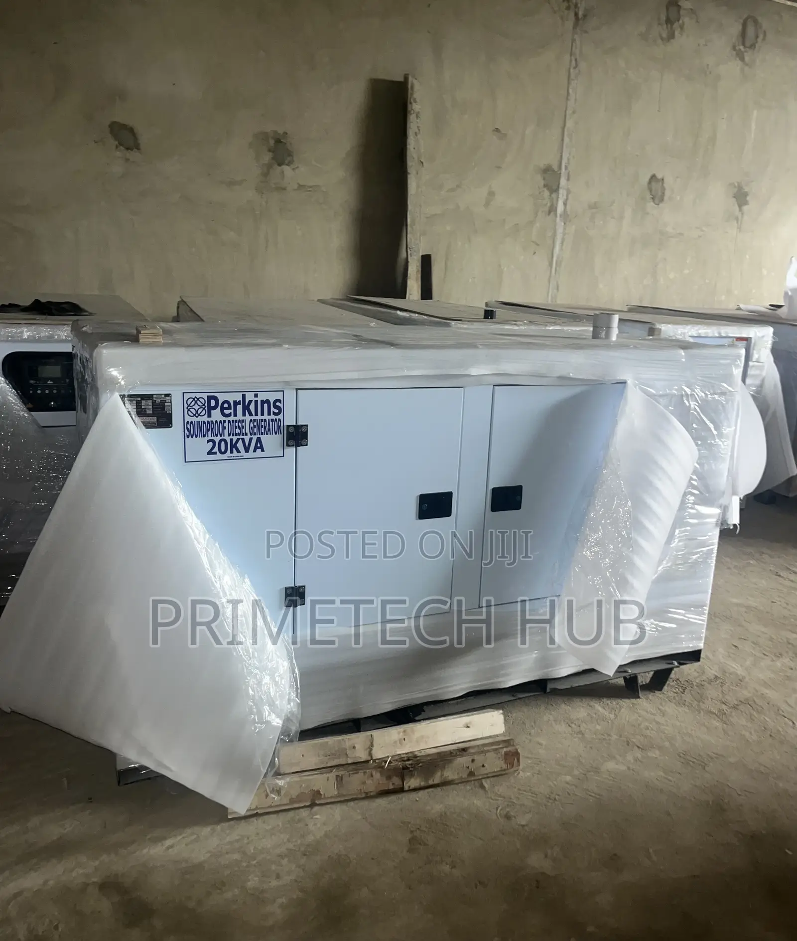 Uninterrupted Power Solution 20KVA Perkins Soundproof Diesel Generator