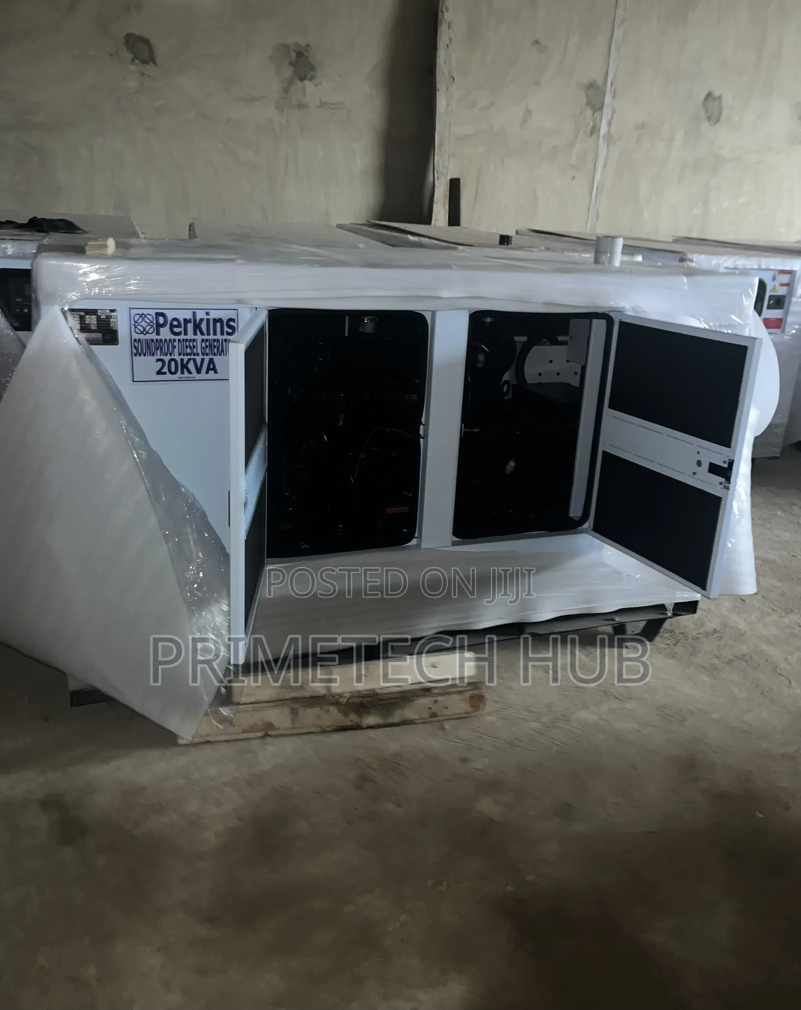 Uninterrupted Power Solution 20KVA Perkins Soundproof Diesel Generator