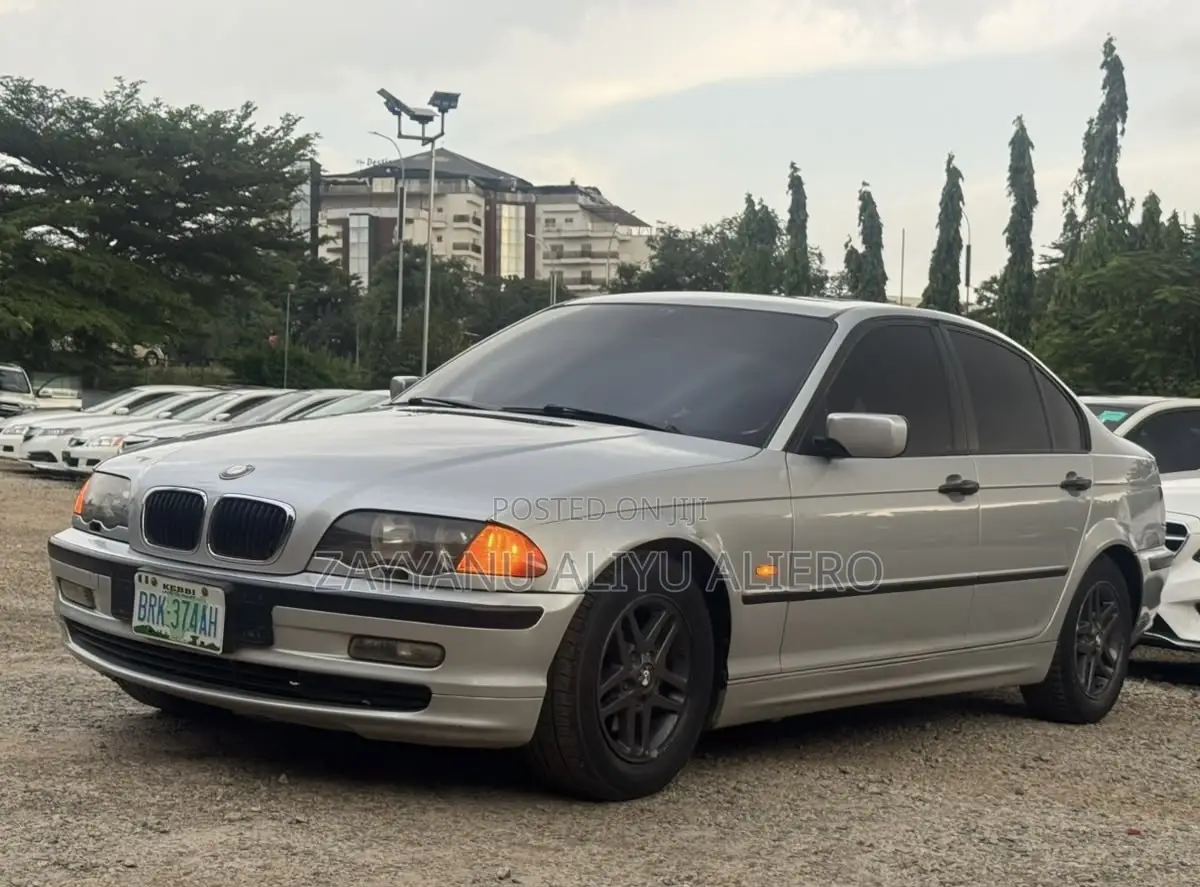 BMW 128i 2004 Silver