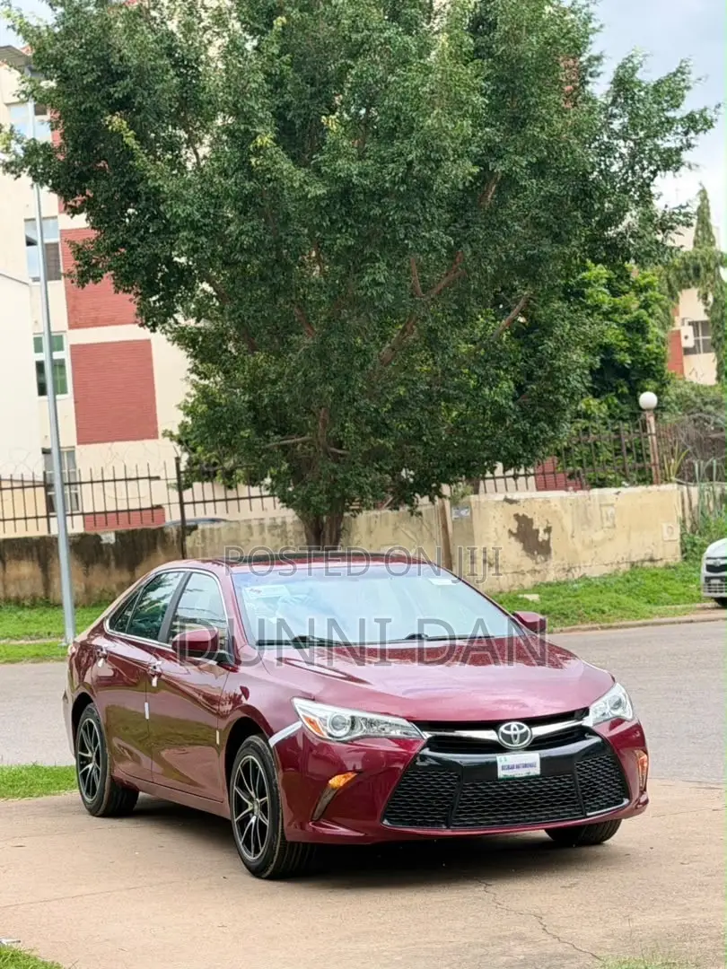 Toyota Camry XSE 4dr Sedan (2.5l 4cyl 6A) 2016 Maroon