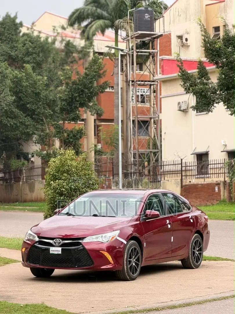 Toyota Camry XSE 4dr Sedan (2.5l 4cyl 6A) 2016 Maroon