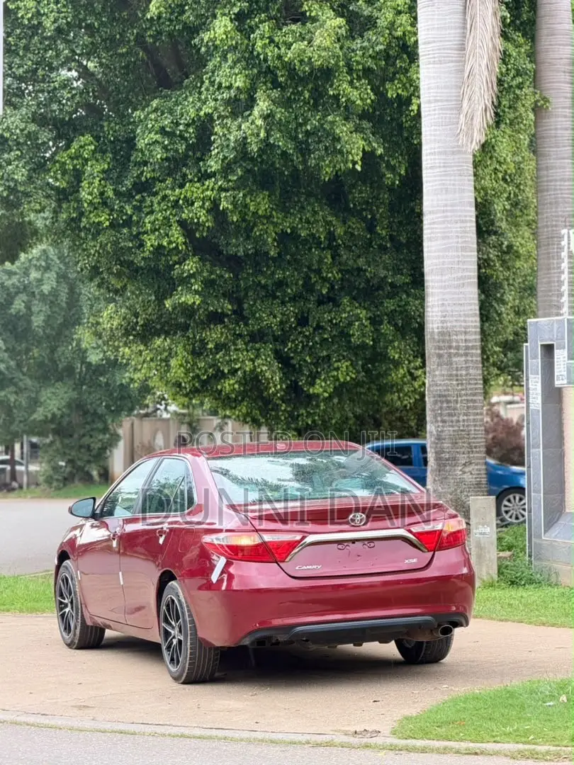 Toyota Camry XSE 4dr Sedan (2.5l 4cyl 6A) 2016 Maroon