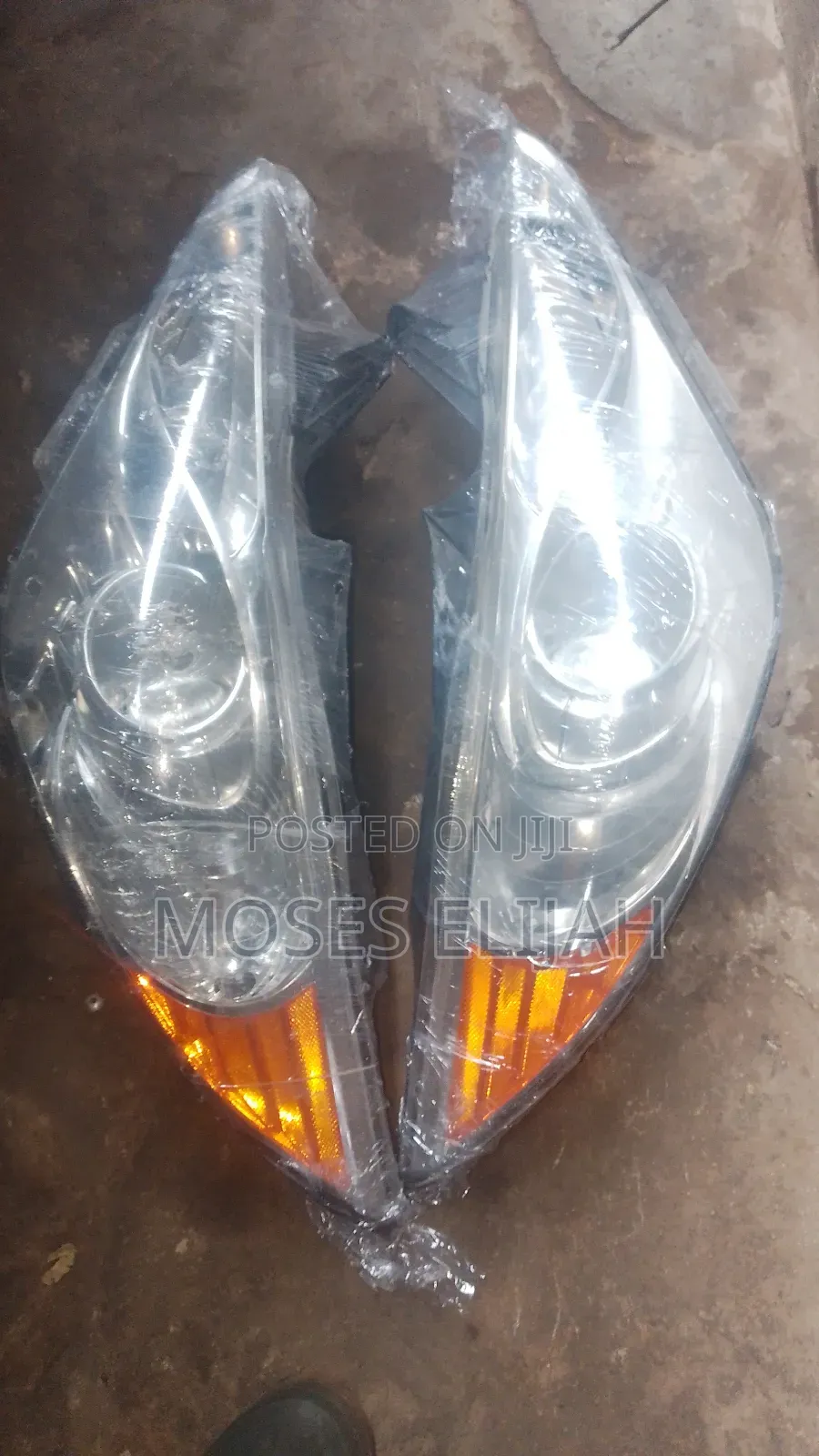 Full Light Hyundai Sonata 2012 Model