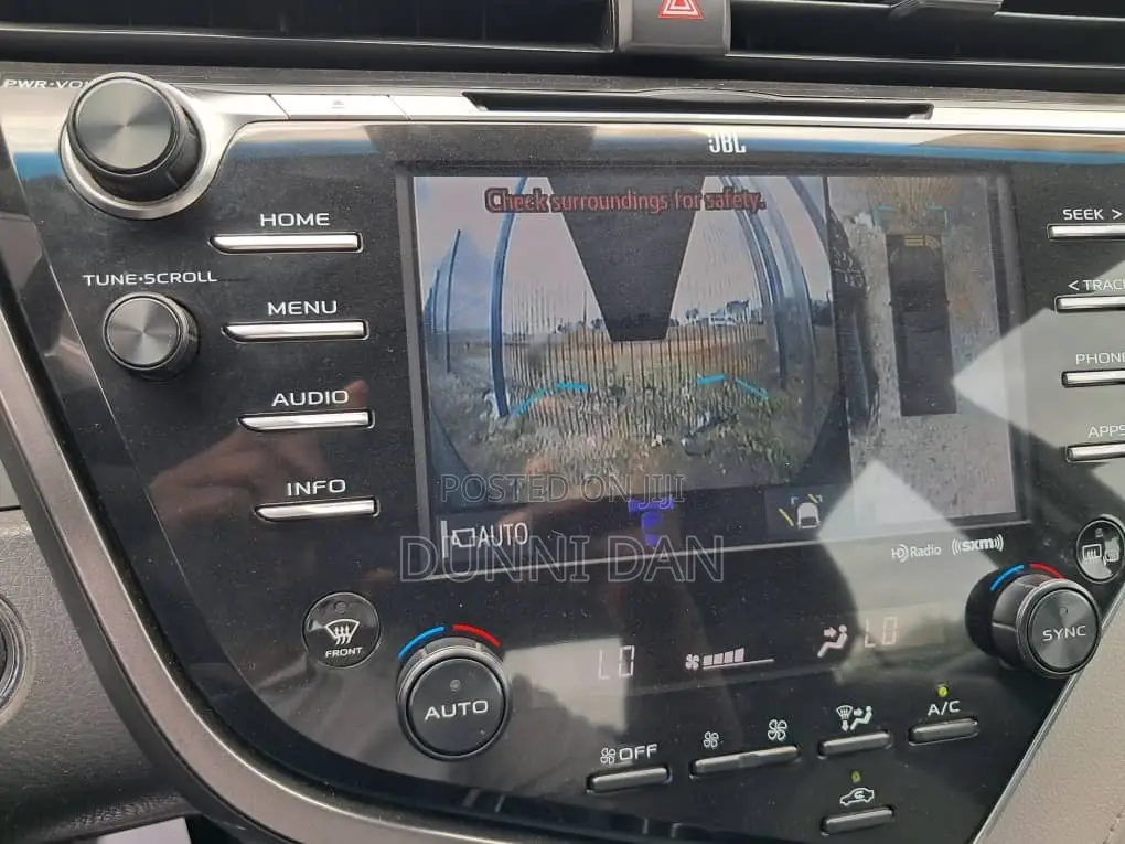 Toyota Camry XSE FWD (2.5L 4cyl 8AM) 2018 Black