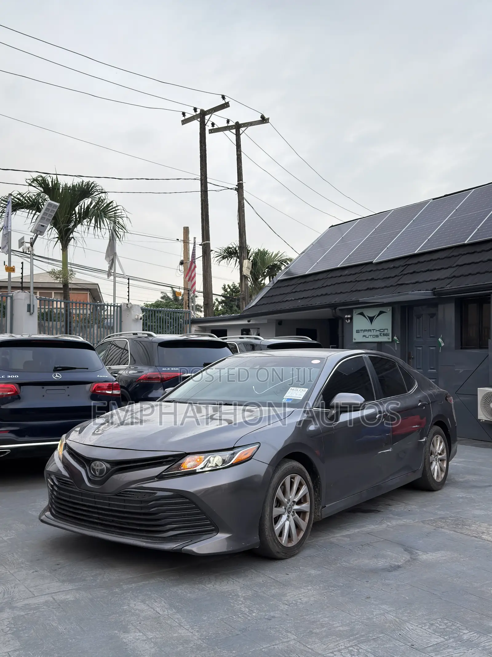 Toyota Camry 2018 Gray