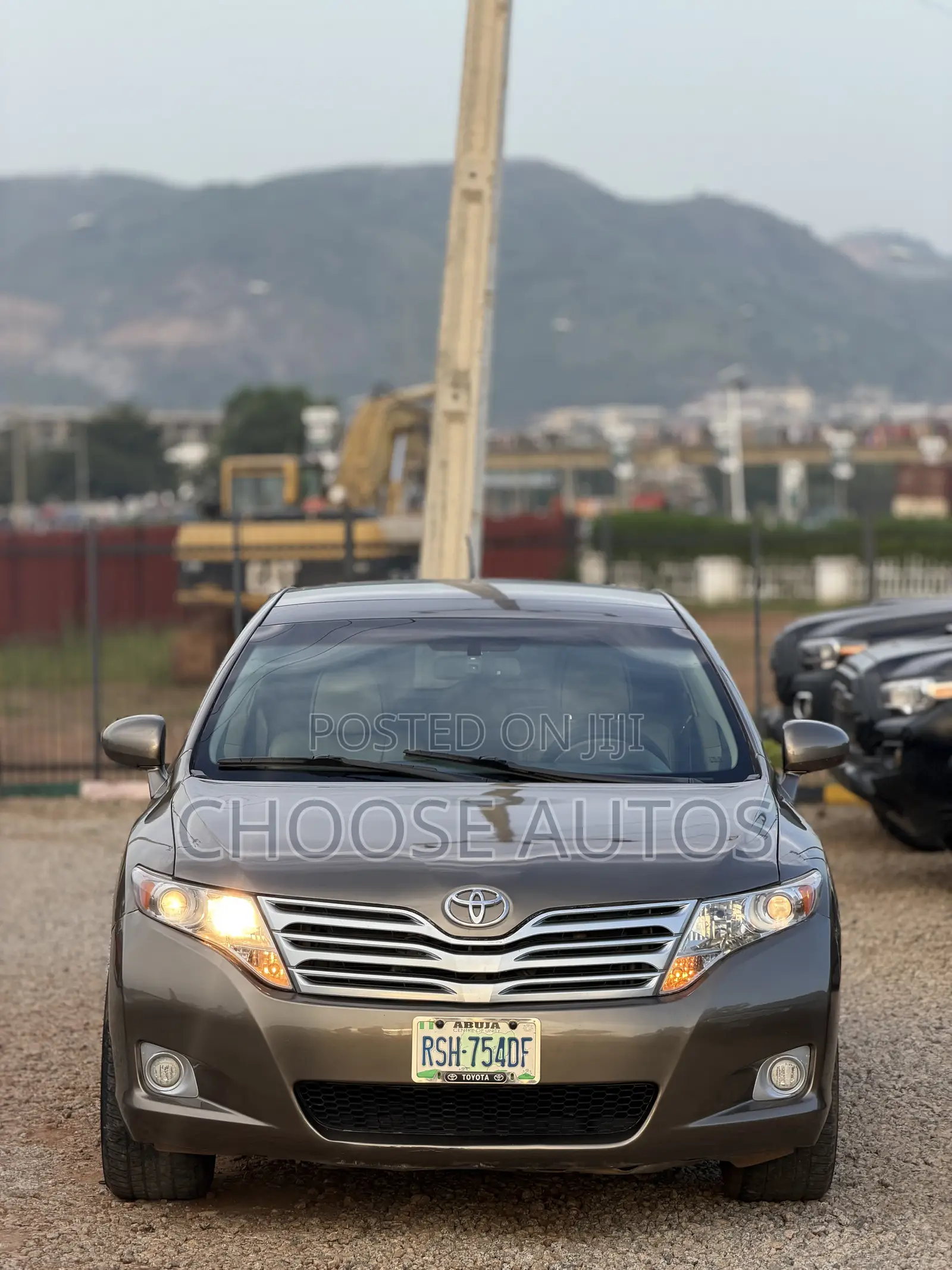Toyota Venza XLE 2012 Brown