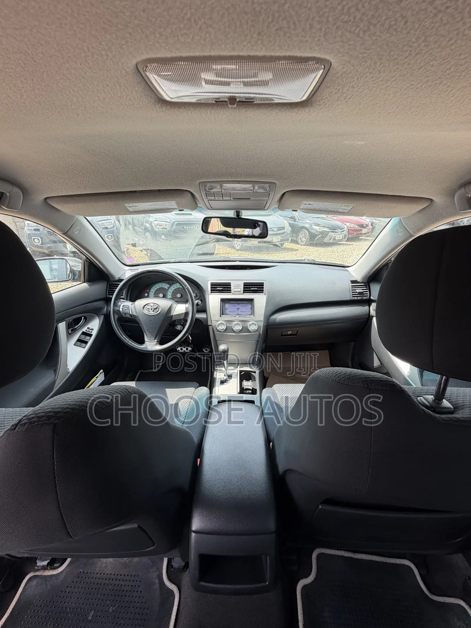 Toyota Camry SE 4dr Sedan (2.5L 4cyl 6AM) 2010 Gray