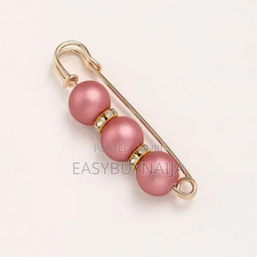 Elegant Artificial Pearl Brooch 9 in 1