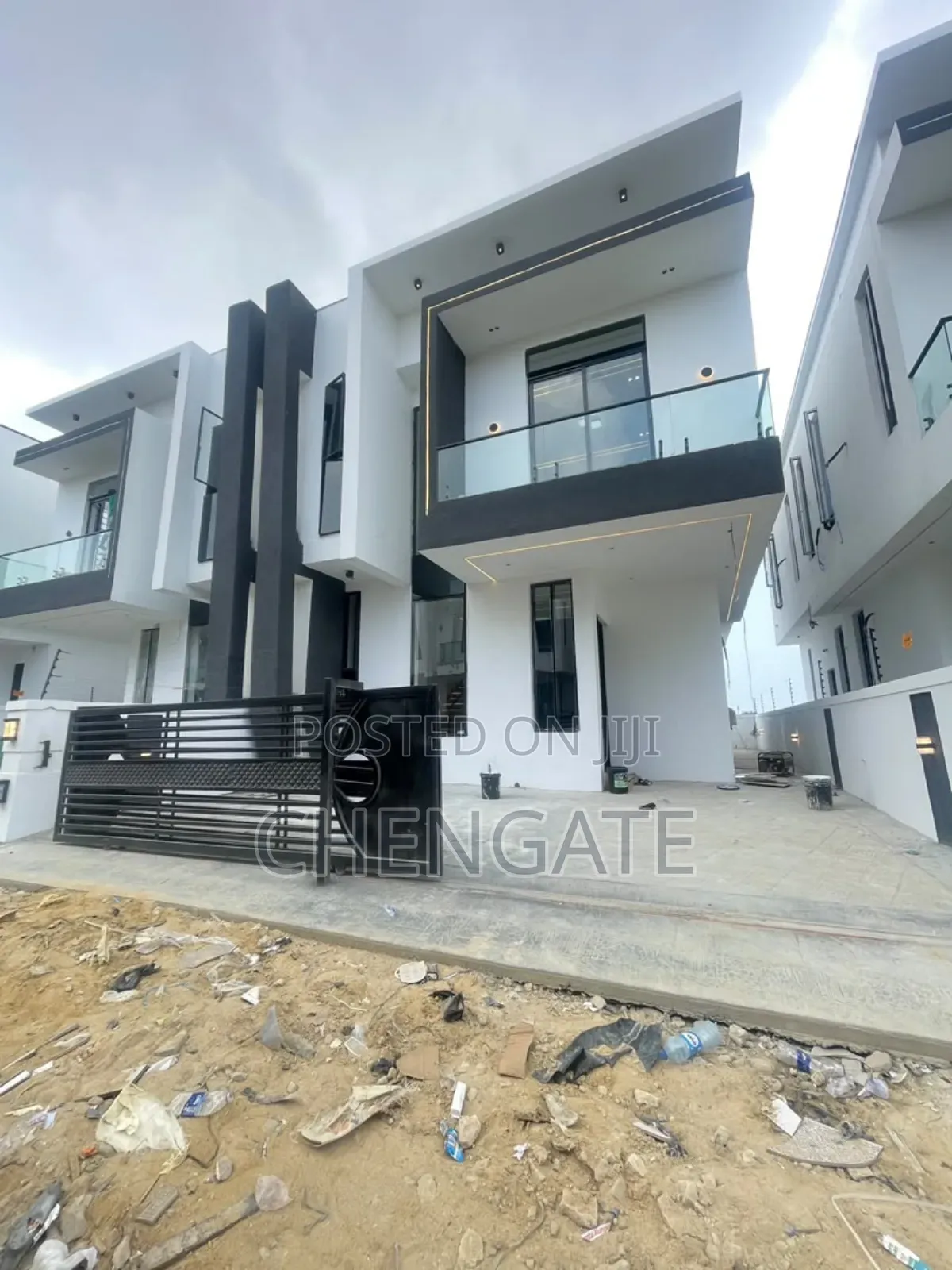 4bdrm Duplex in Ajah for sale